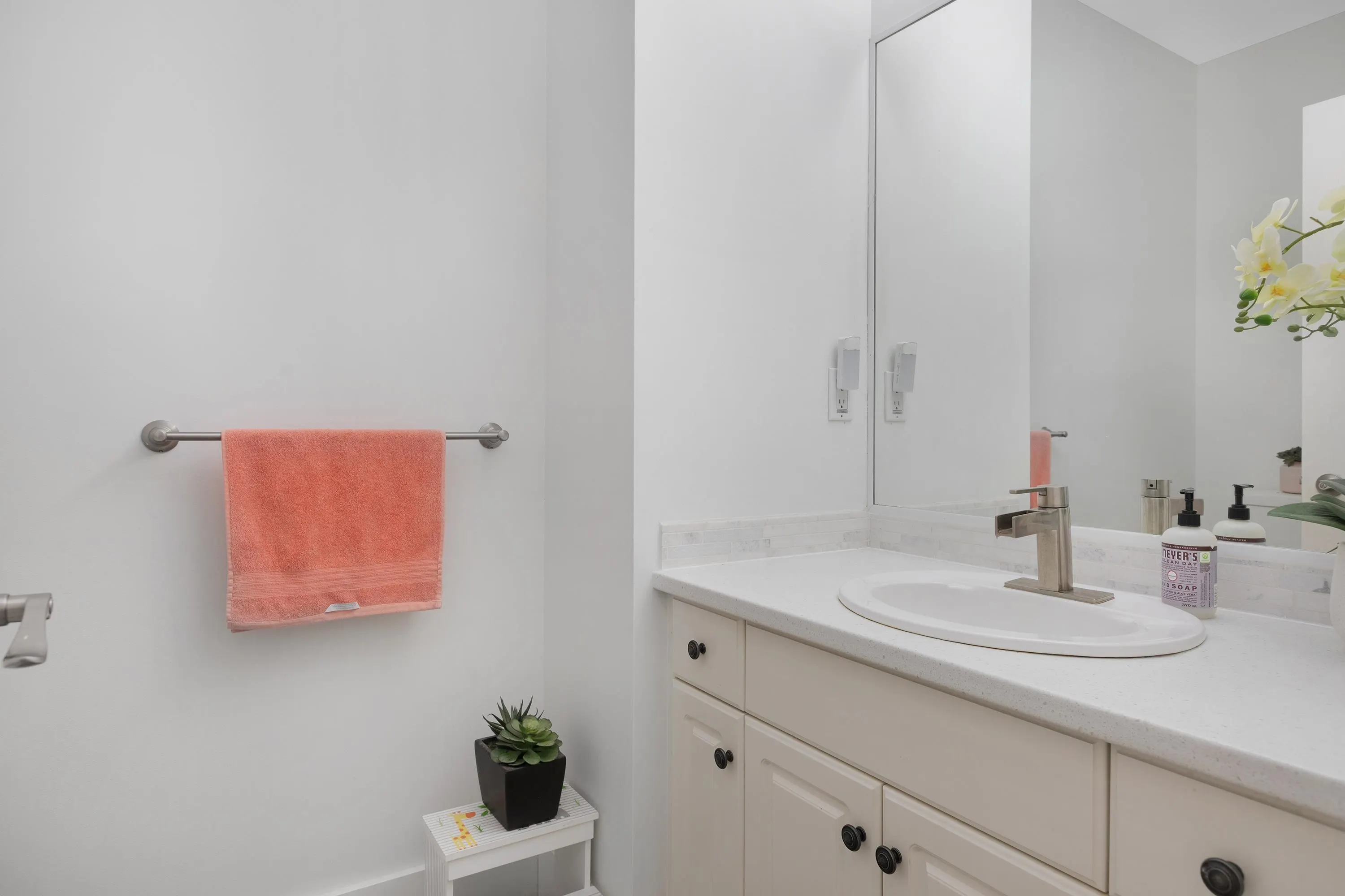 14 11358 Cottonwood Drive