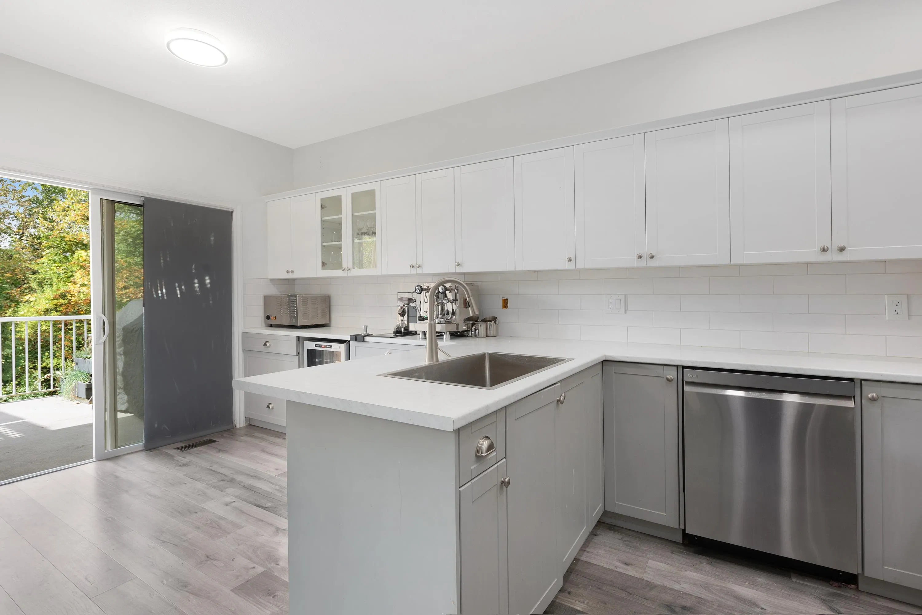 14 11358 Cottonwood Drive