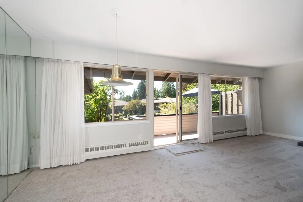 810 235 Keith Road