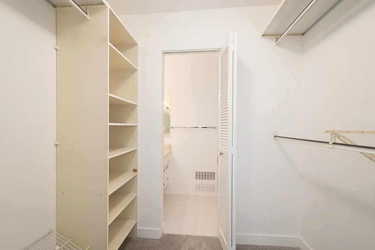 810 235 Keith Road