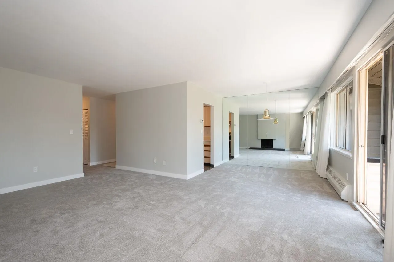 810 235 Keith Road