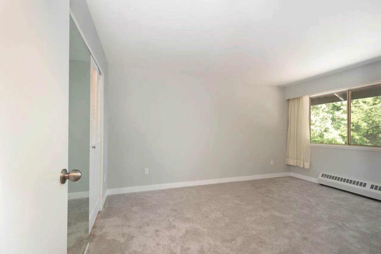 810 235 Keith Road