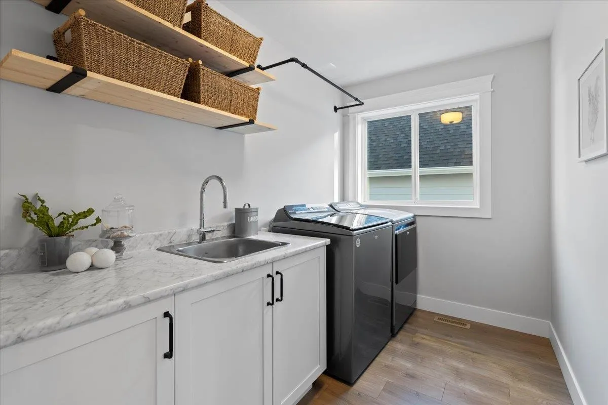 17 4217 Old Clayburn Road