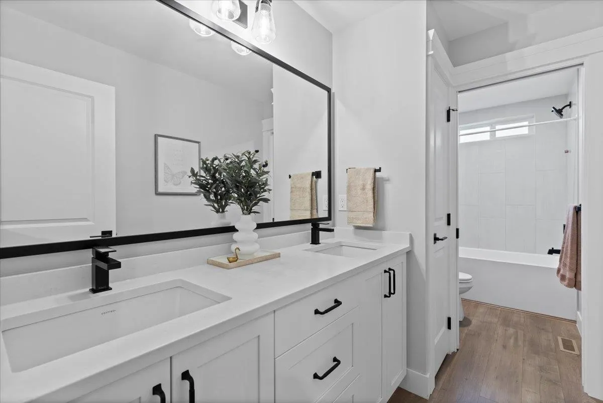 17 4217 Old Clayburn Road