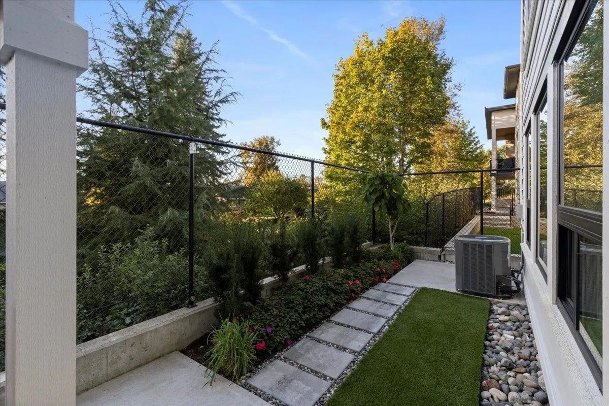 17 4217 Old Clayburn Road