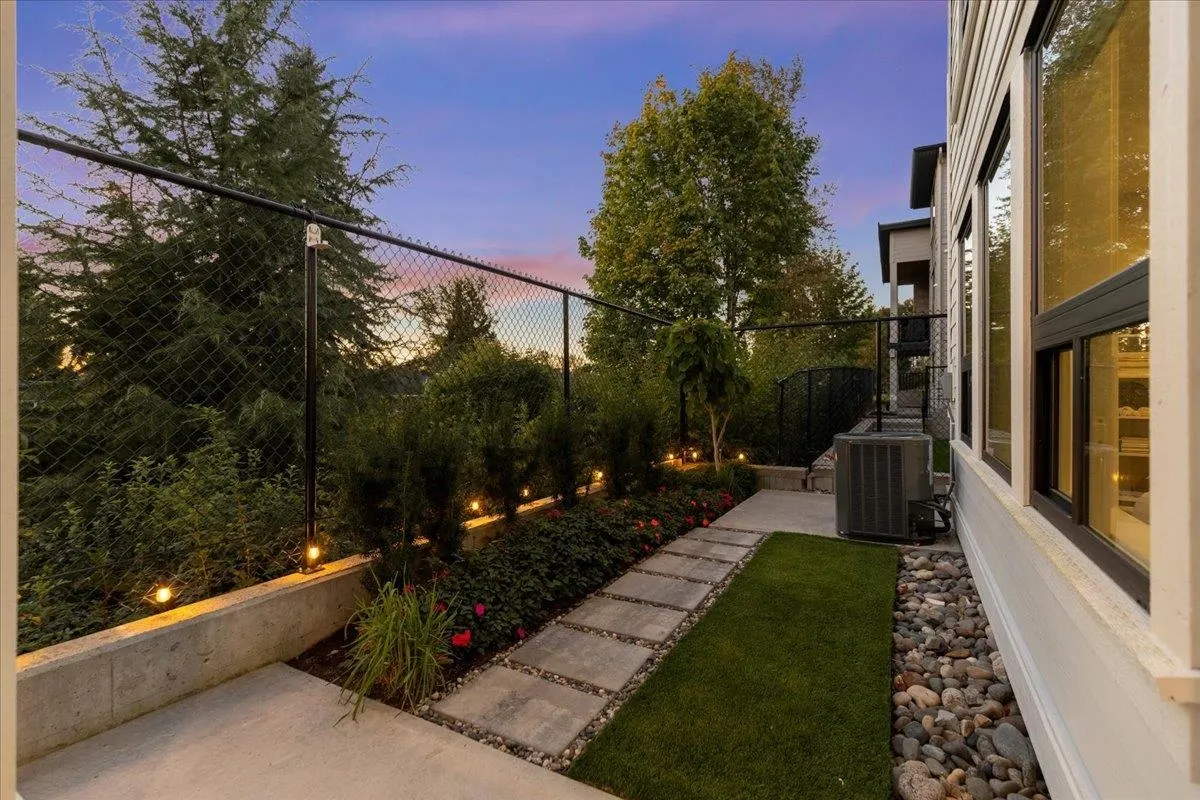 17 4217 Old Clayburn Road