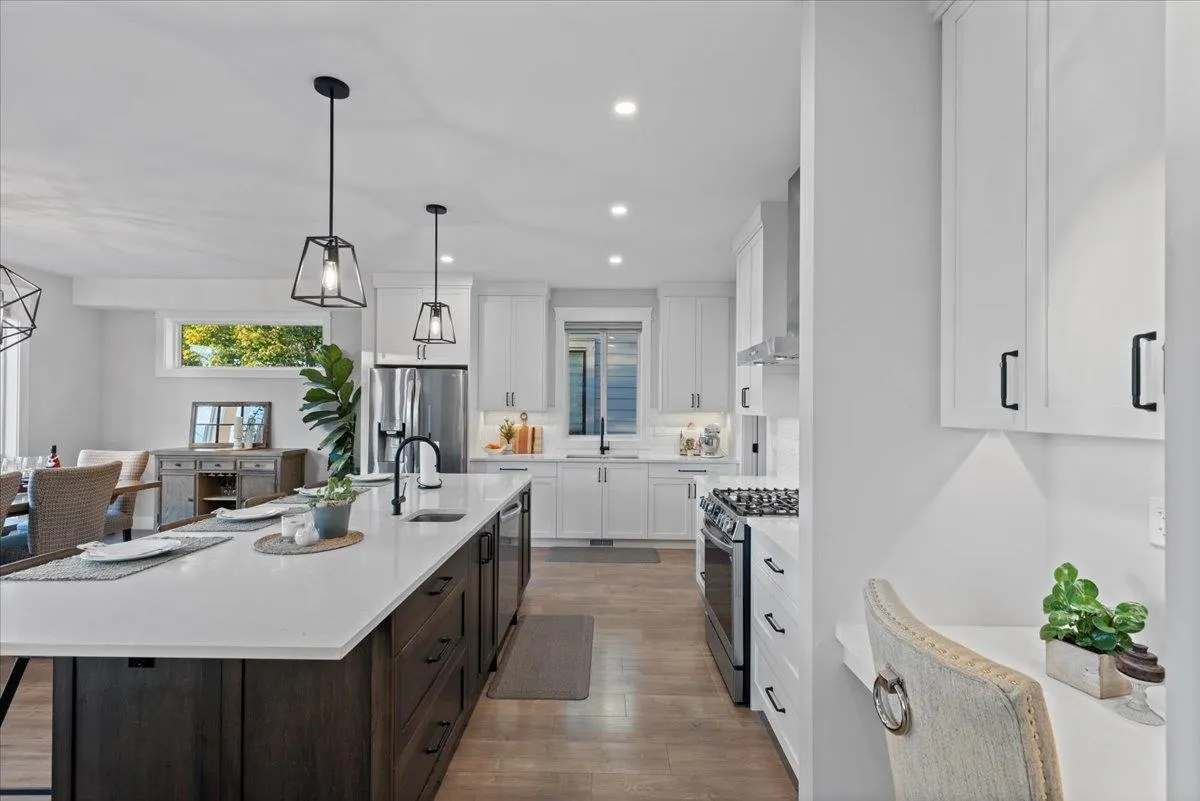 17 4217 Old Clayburn Road