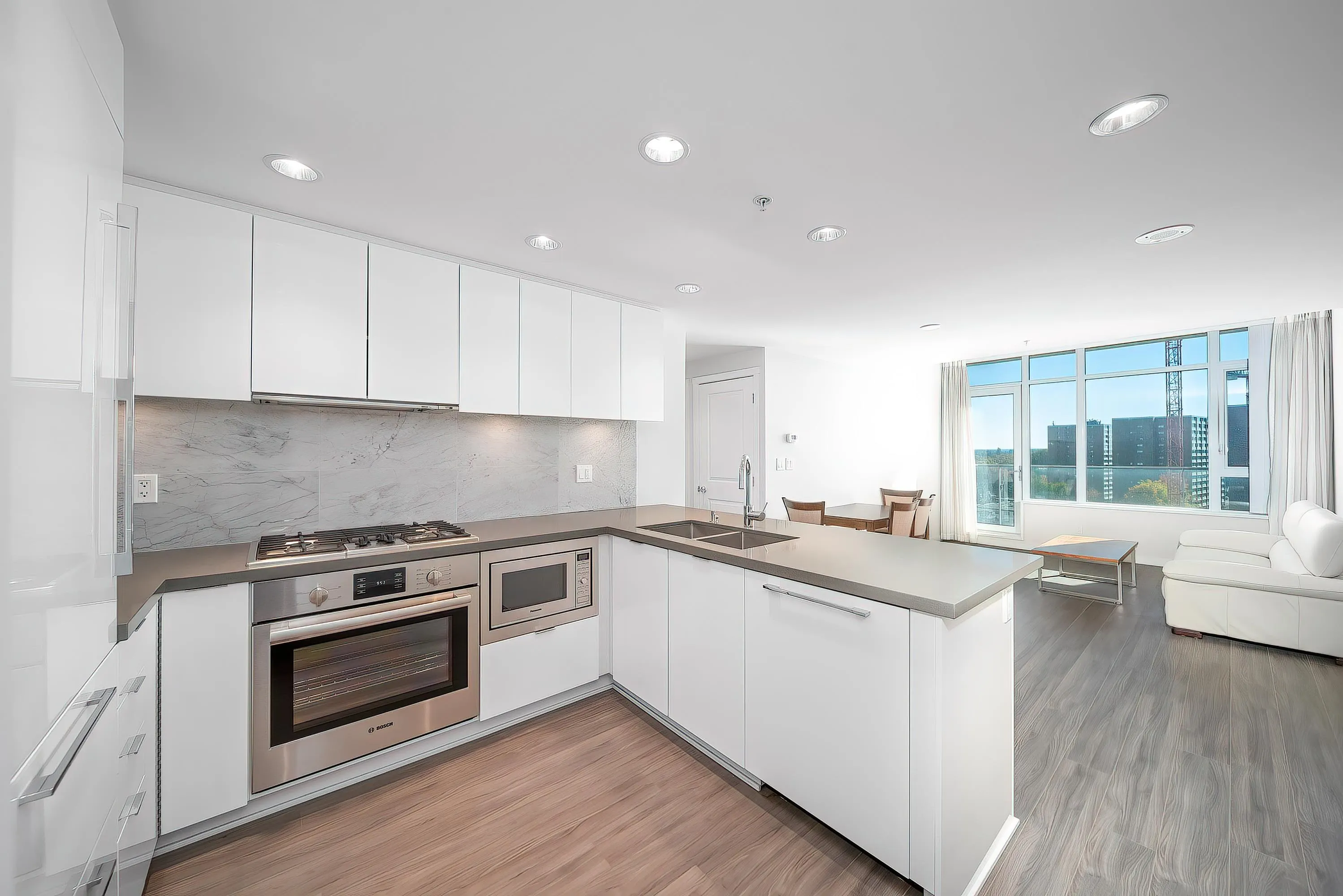 1501 7328 Gollner Avenue