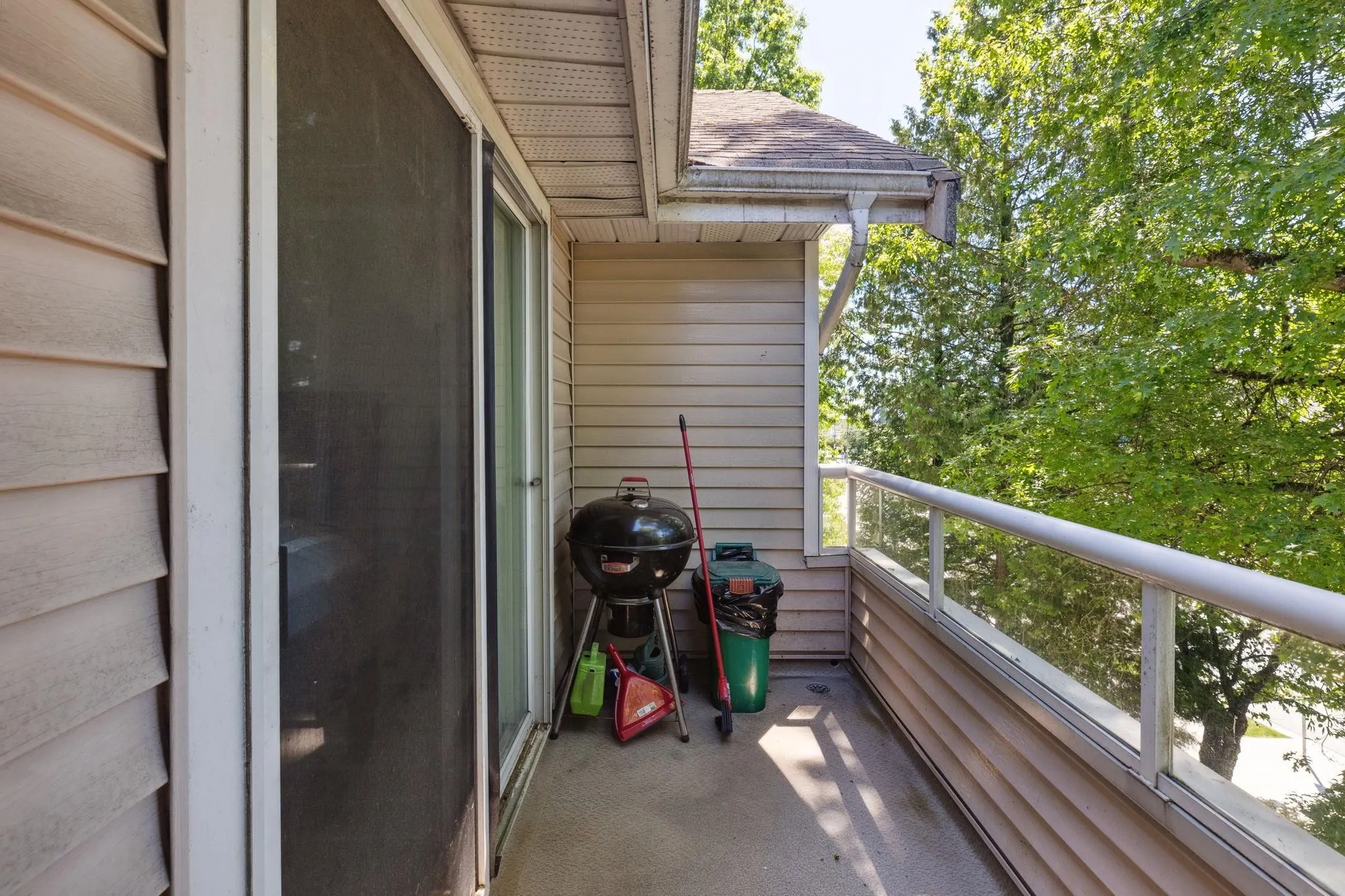 309 7368 Royal Oak Avenue