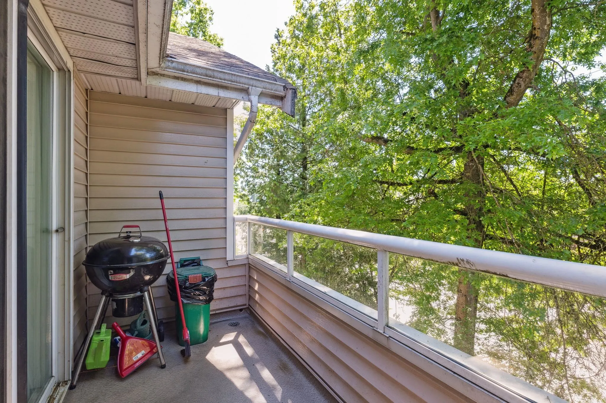 309 7368 Royal Oak Avenue