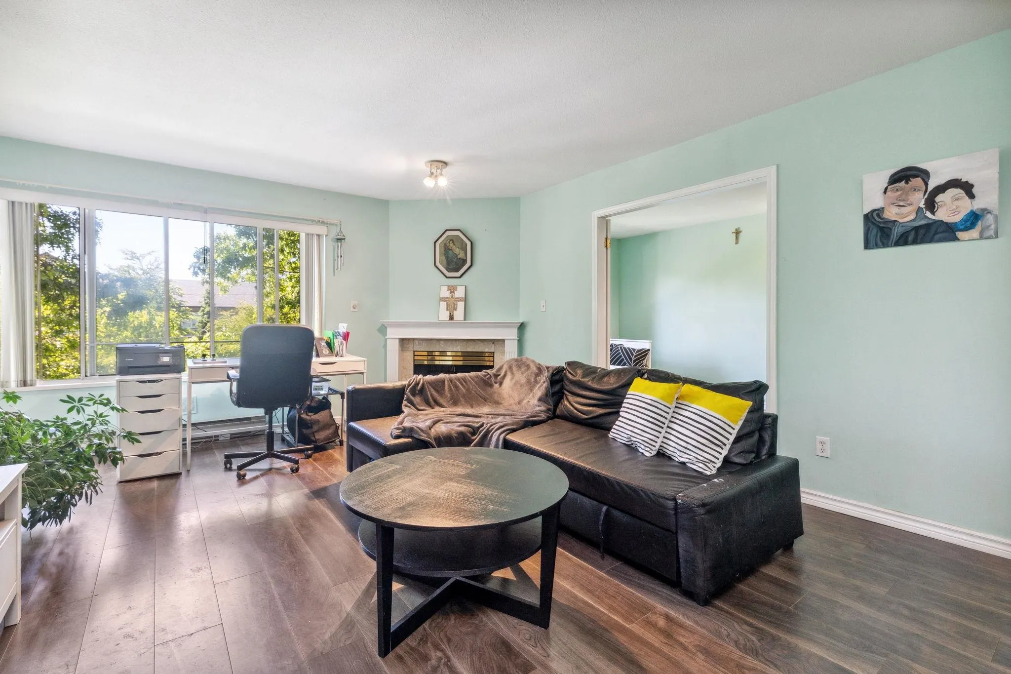 309 7368 Royal Oak Avenue