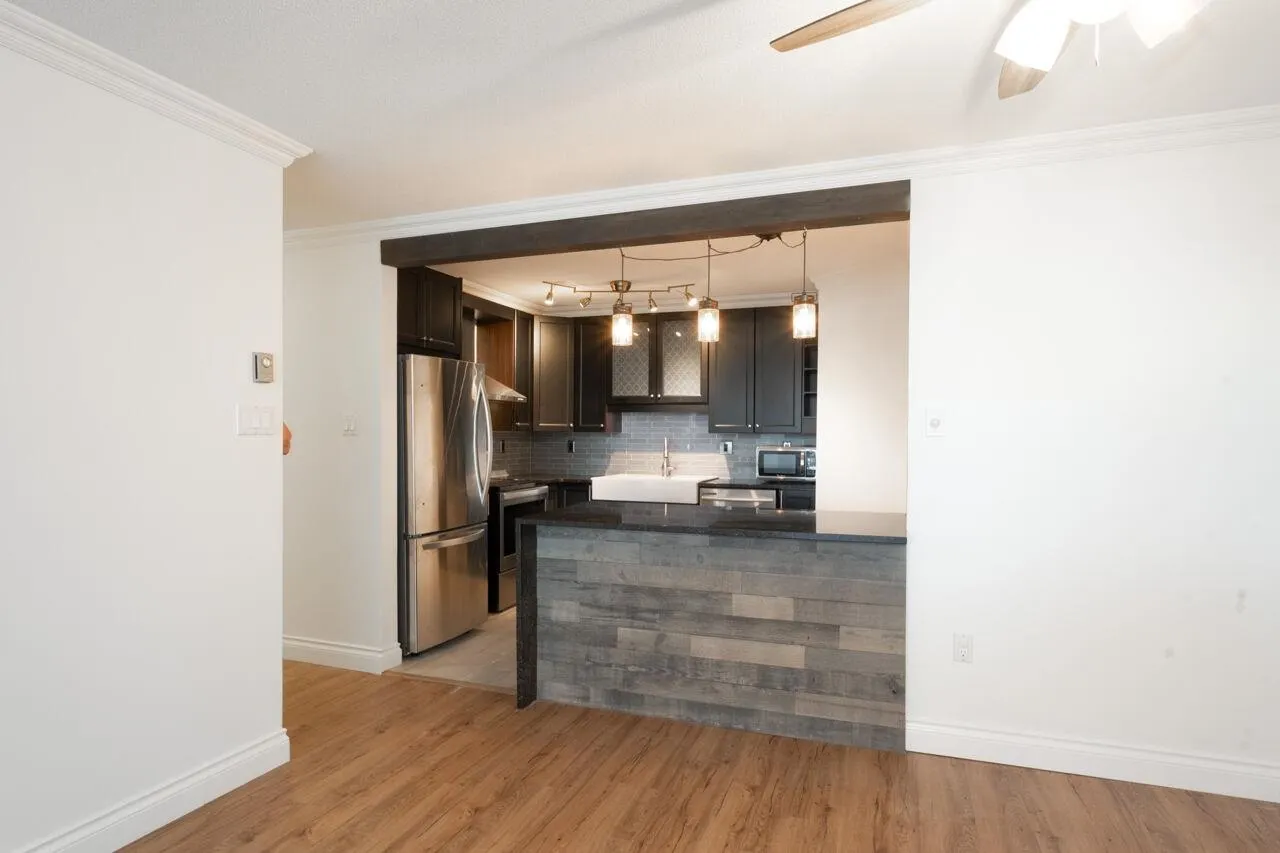 605 1245 Quayside Drive