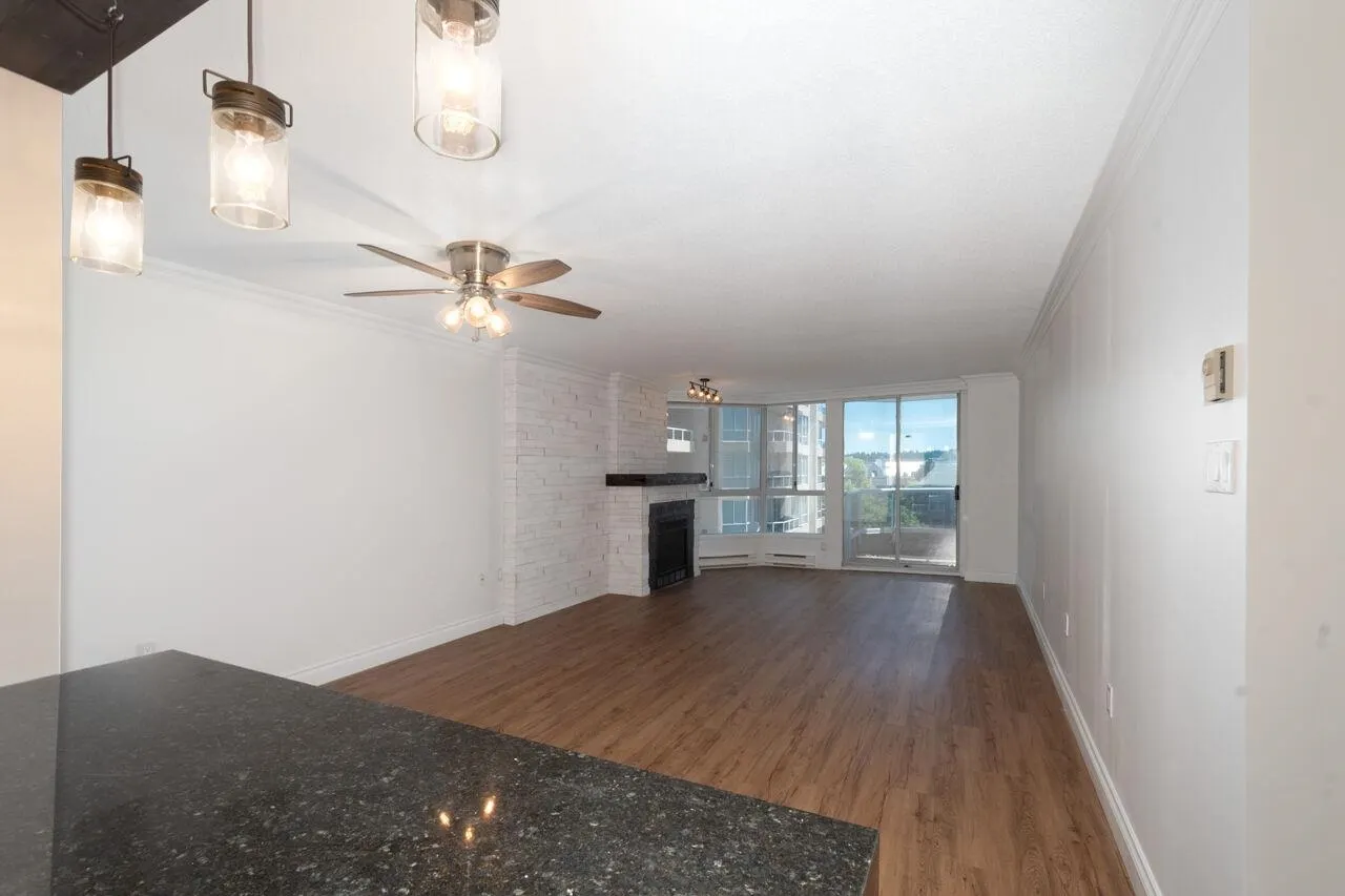 605 1245 Quayside Drive