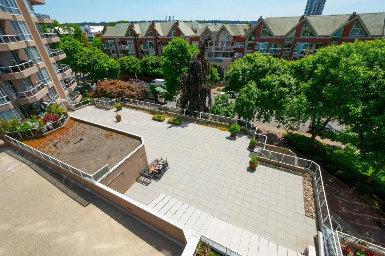 605 1245 Quayside Drive
