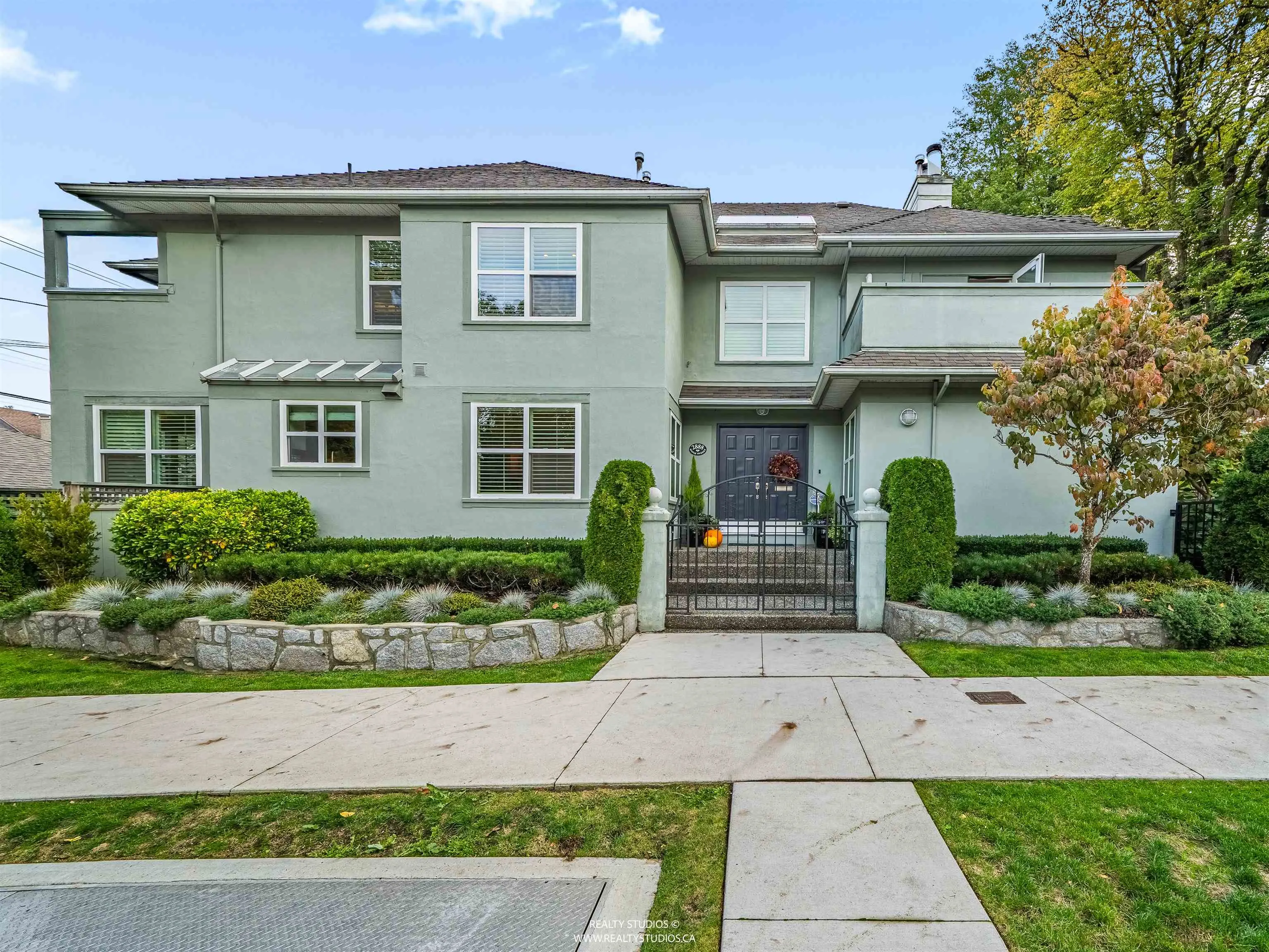 2888 Maple Street