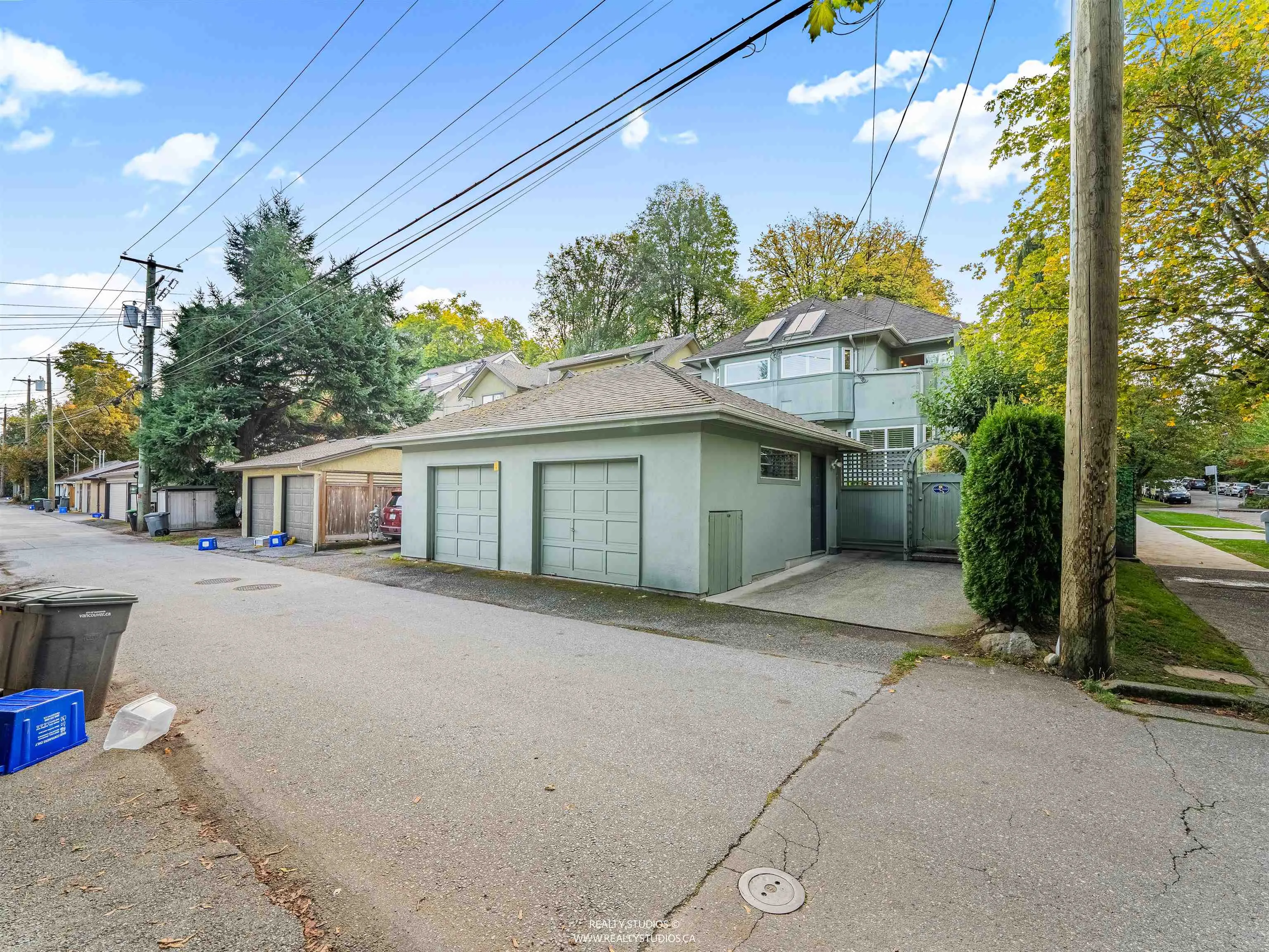 2888 Maple Street