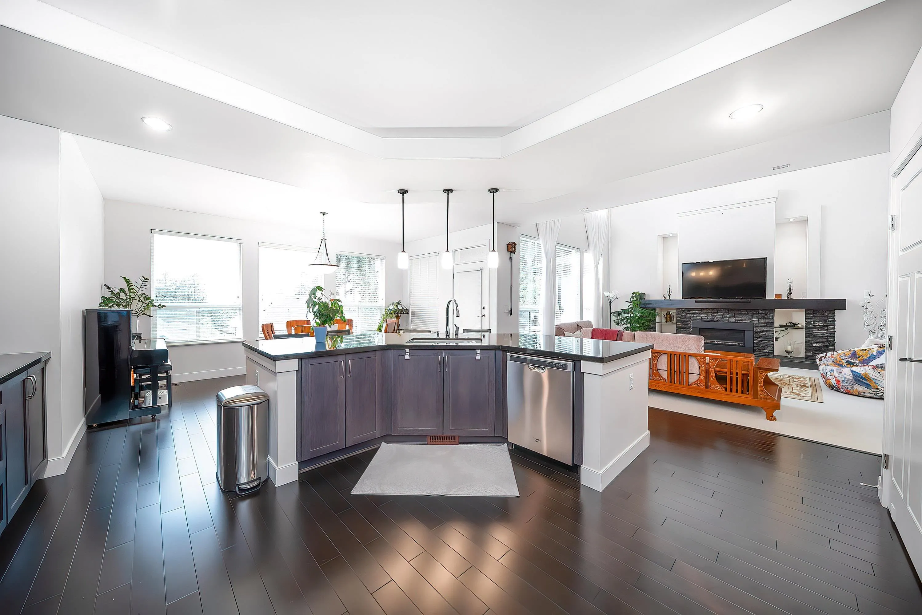 3486 Bishop Place