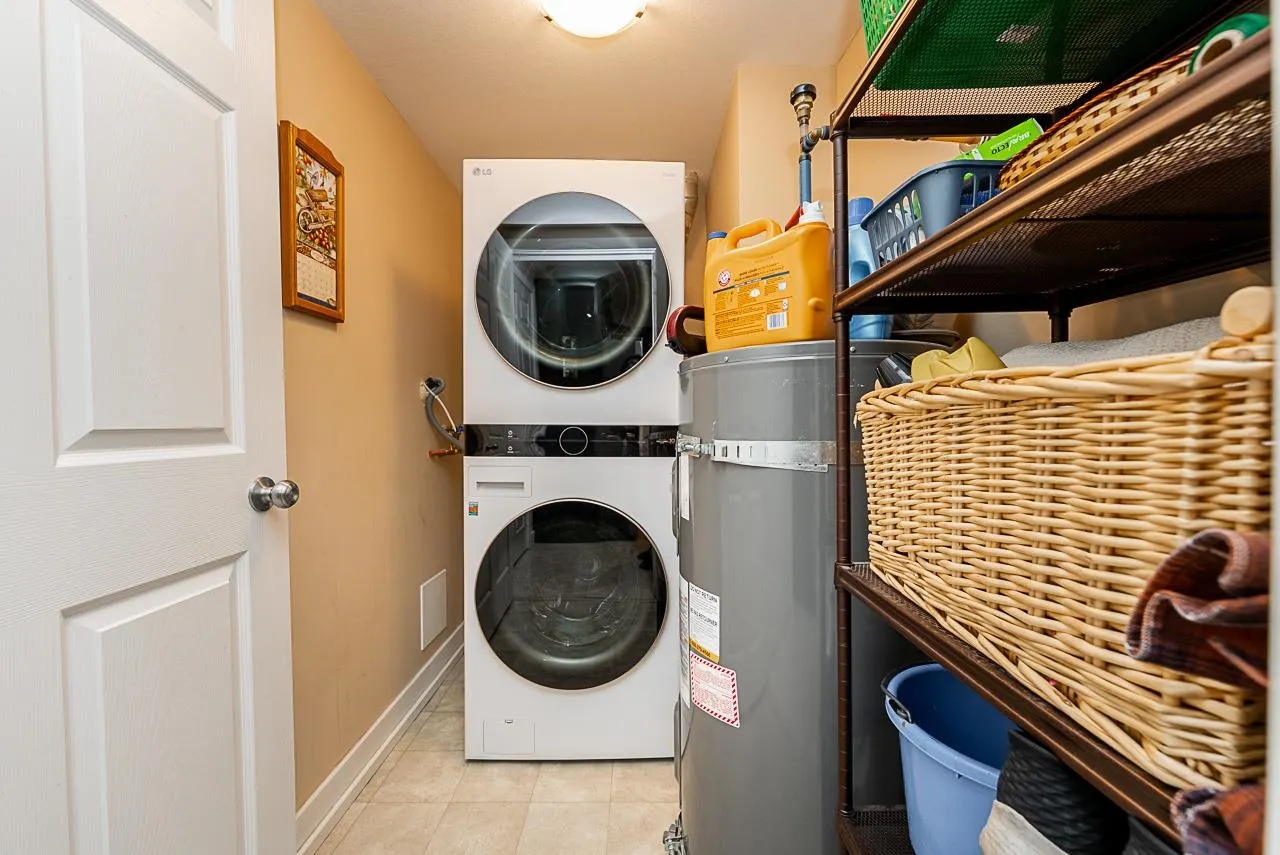 402 1310 Victoria Street