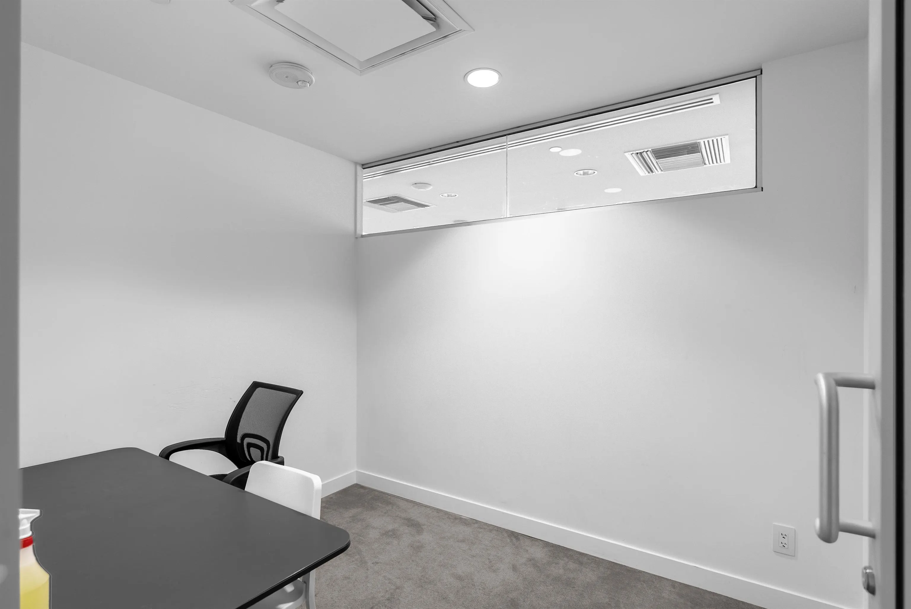 1107 2220 Kingsway