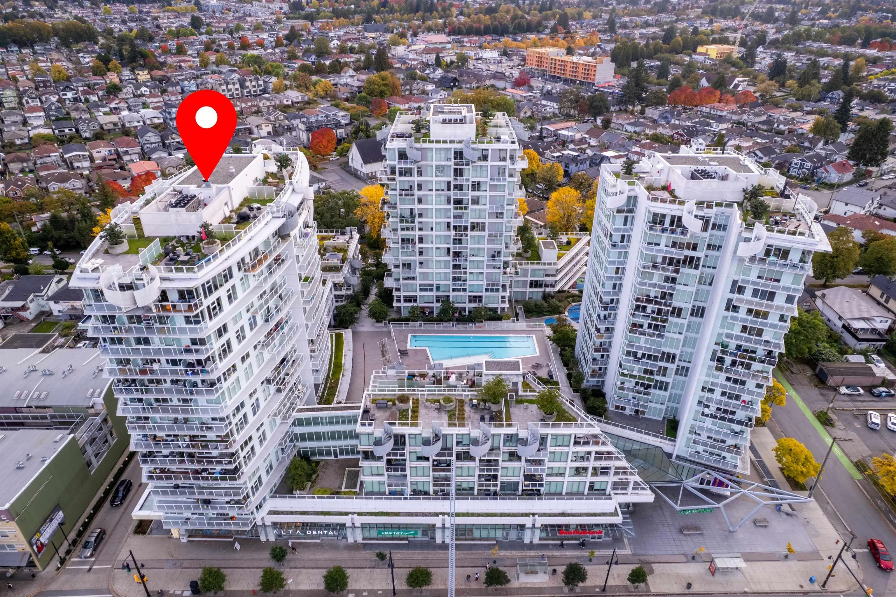 1107 2220 Kingsway