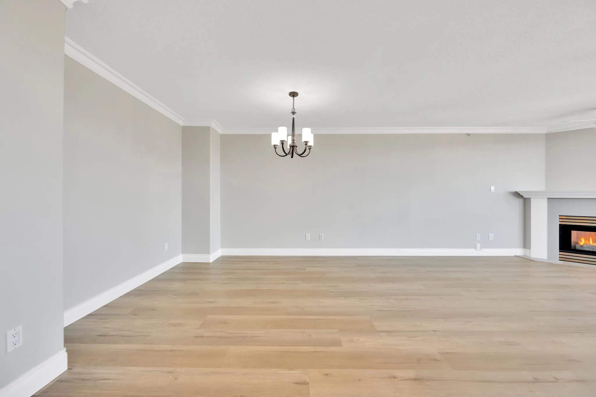 1702 13880 101st Avenue