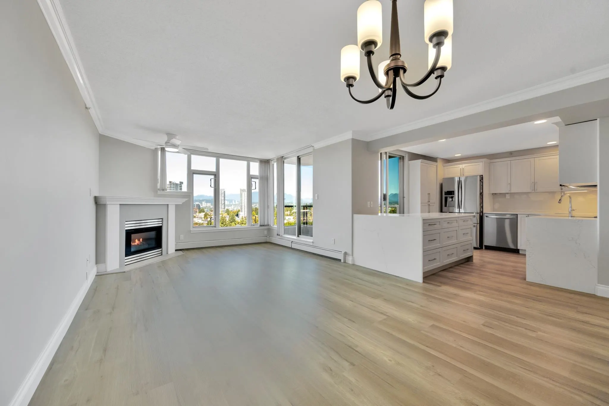 1702 13880 101st Avenue