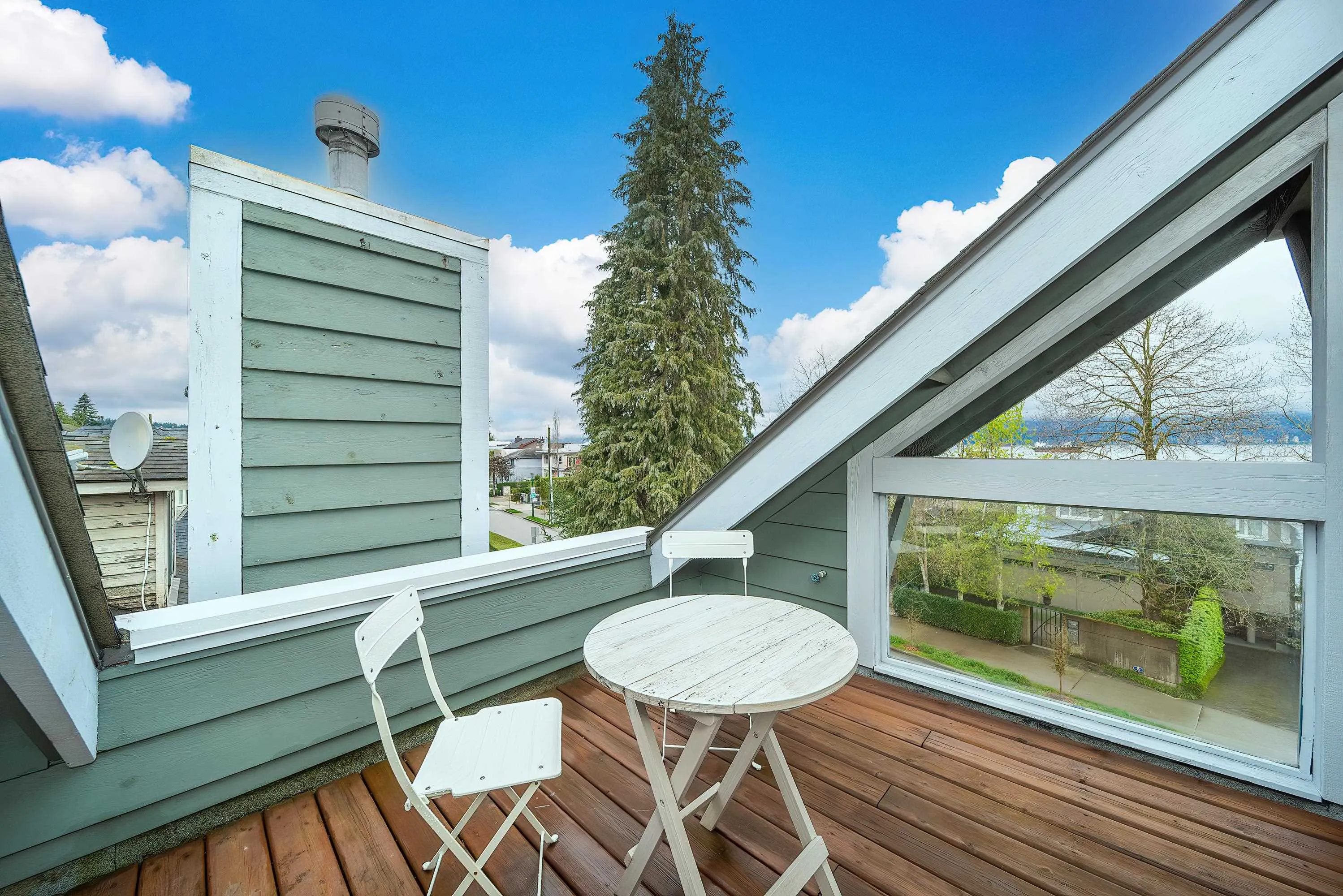 3458 Point Grey Road