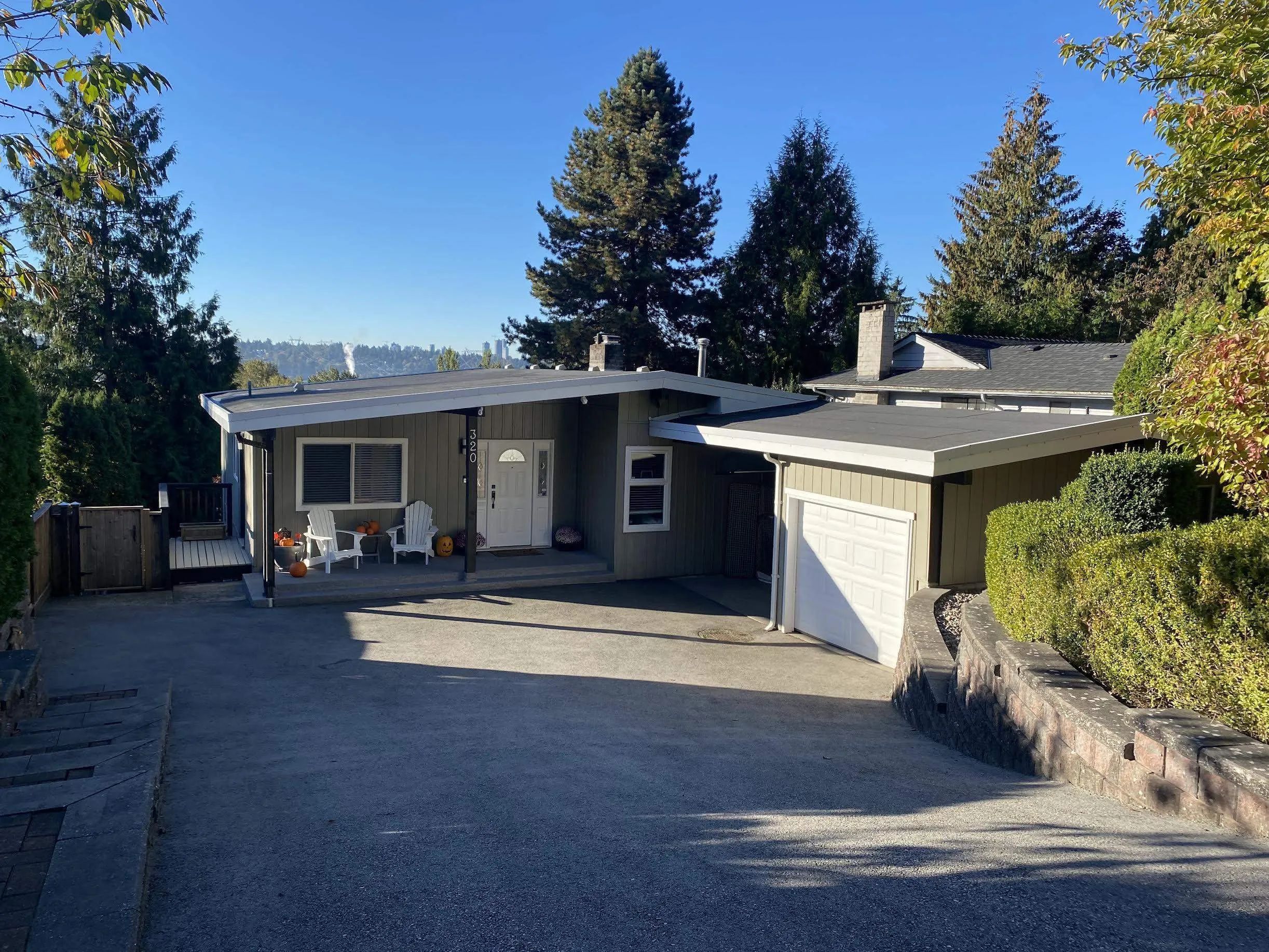 320 Dartmoor Drive
