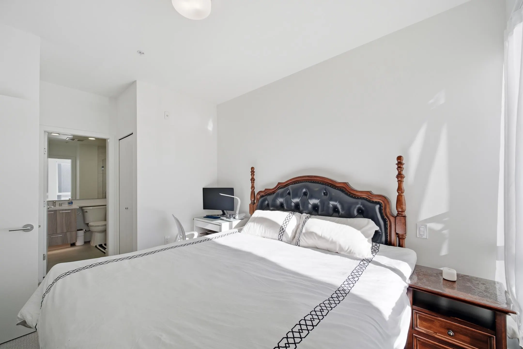 309 7588 16th Street