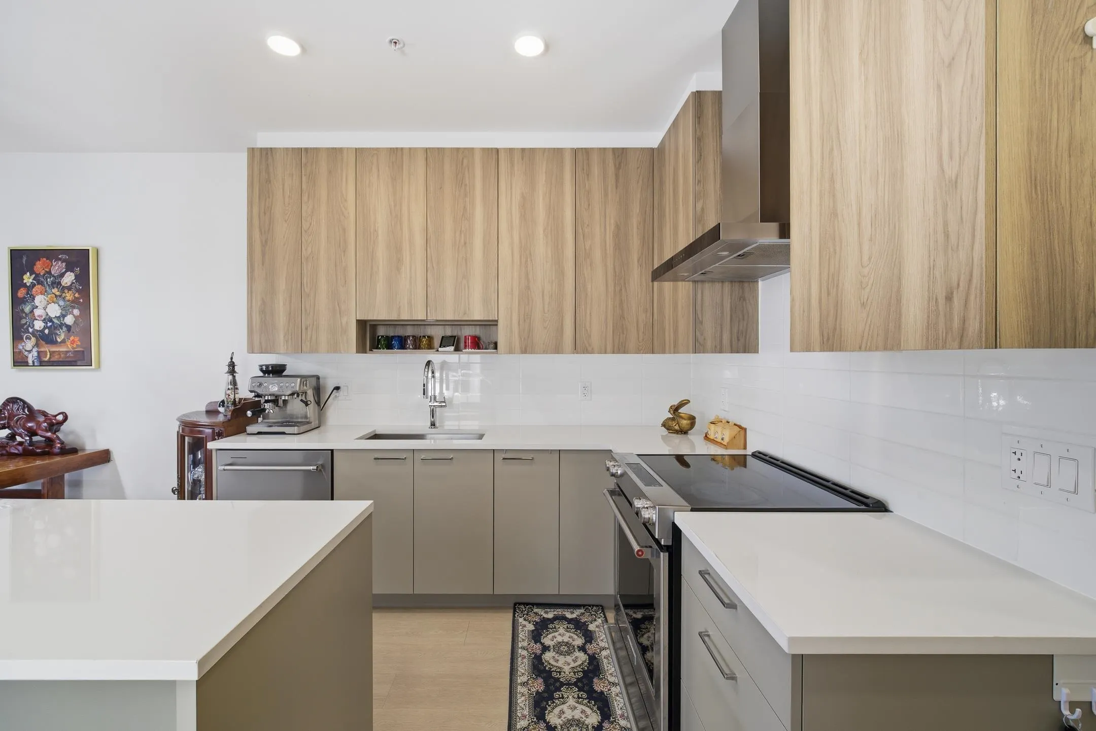 309 7588 16th Street