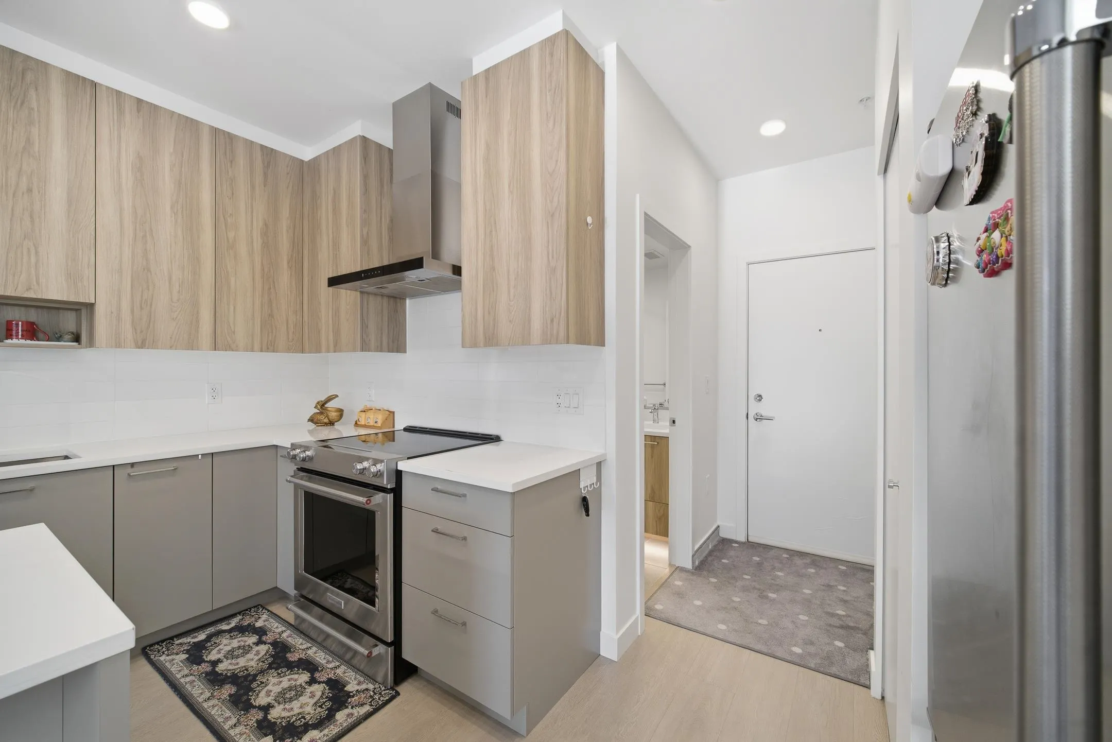 309 7588 16th Street
