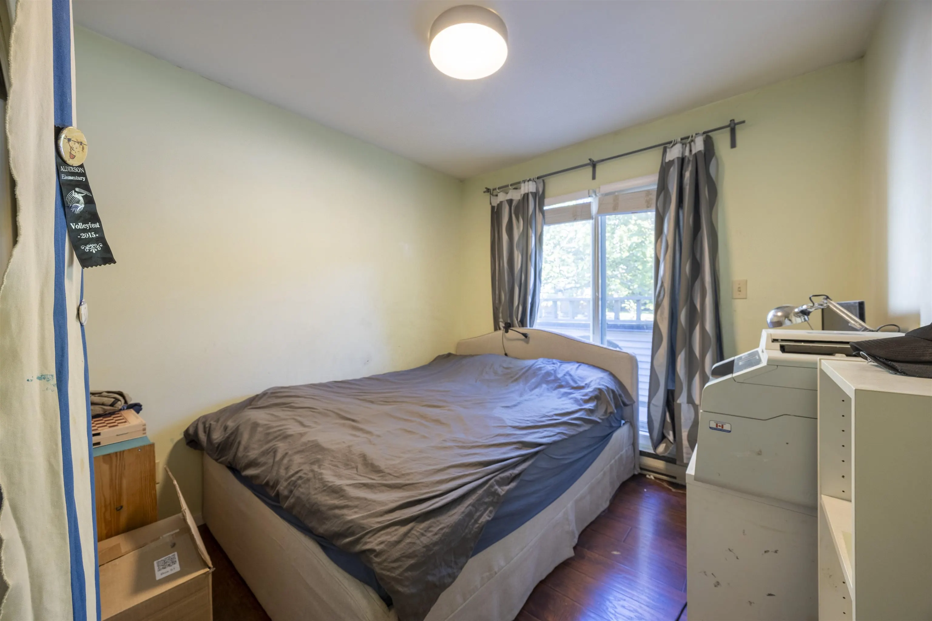 180 100 Laval Street