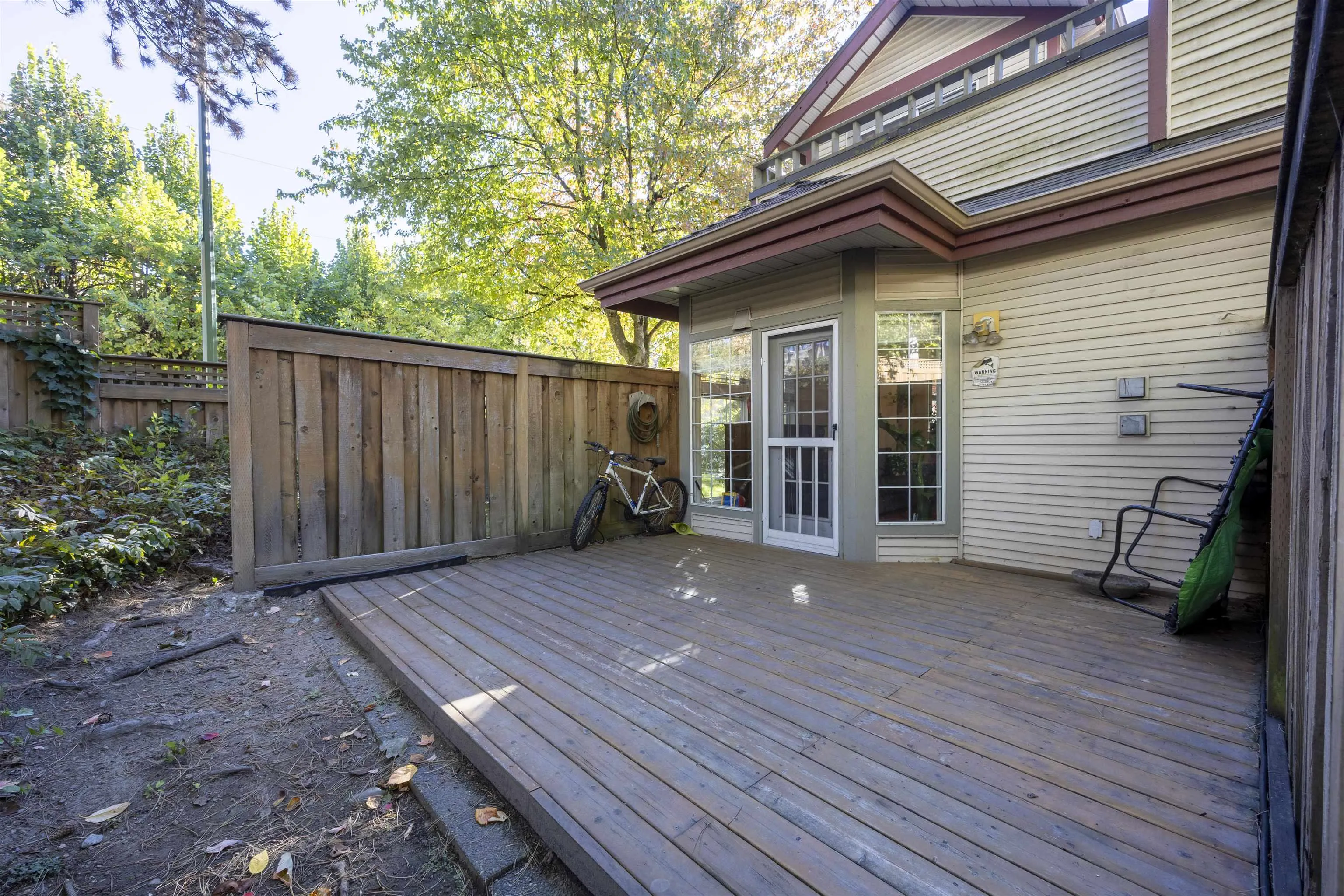 180 100 Laval Street