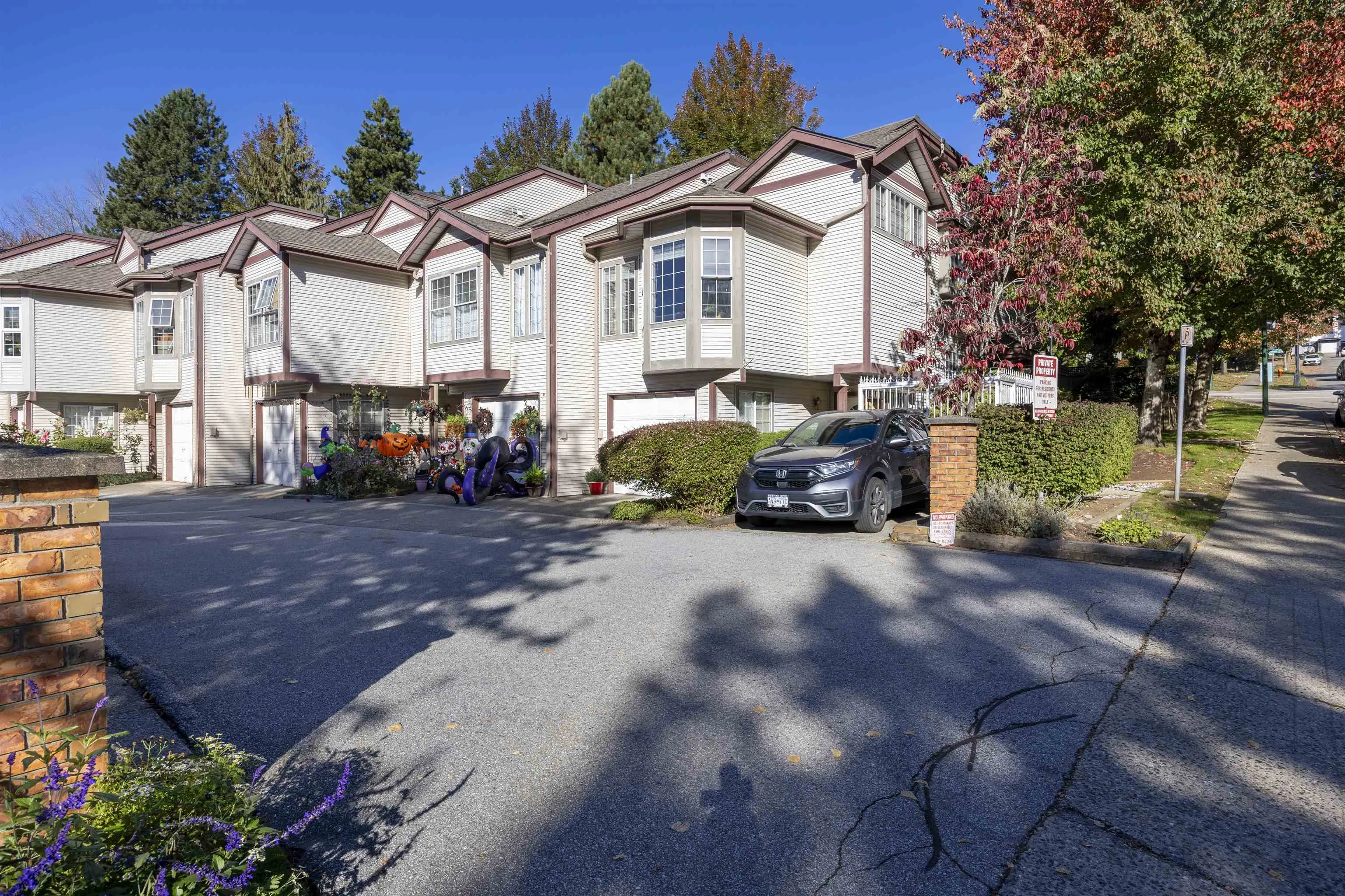 180 100 Laval Street