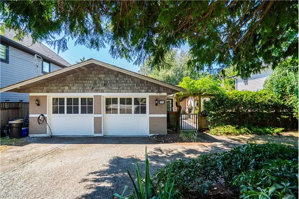 173 English Bluff Road