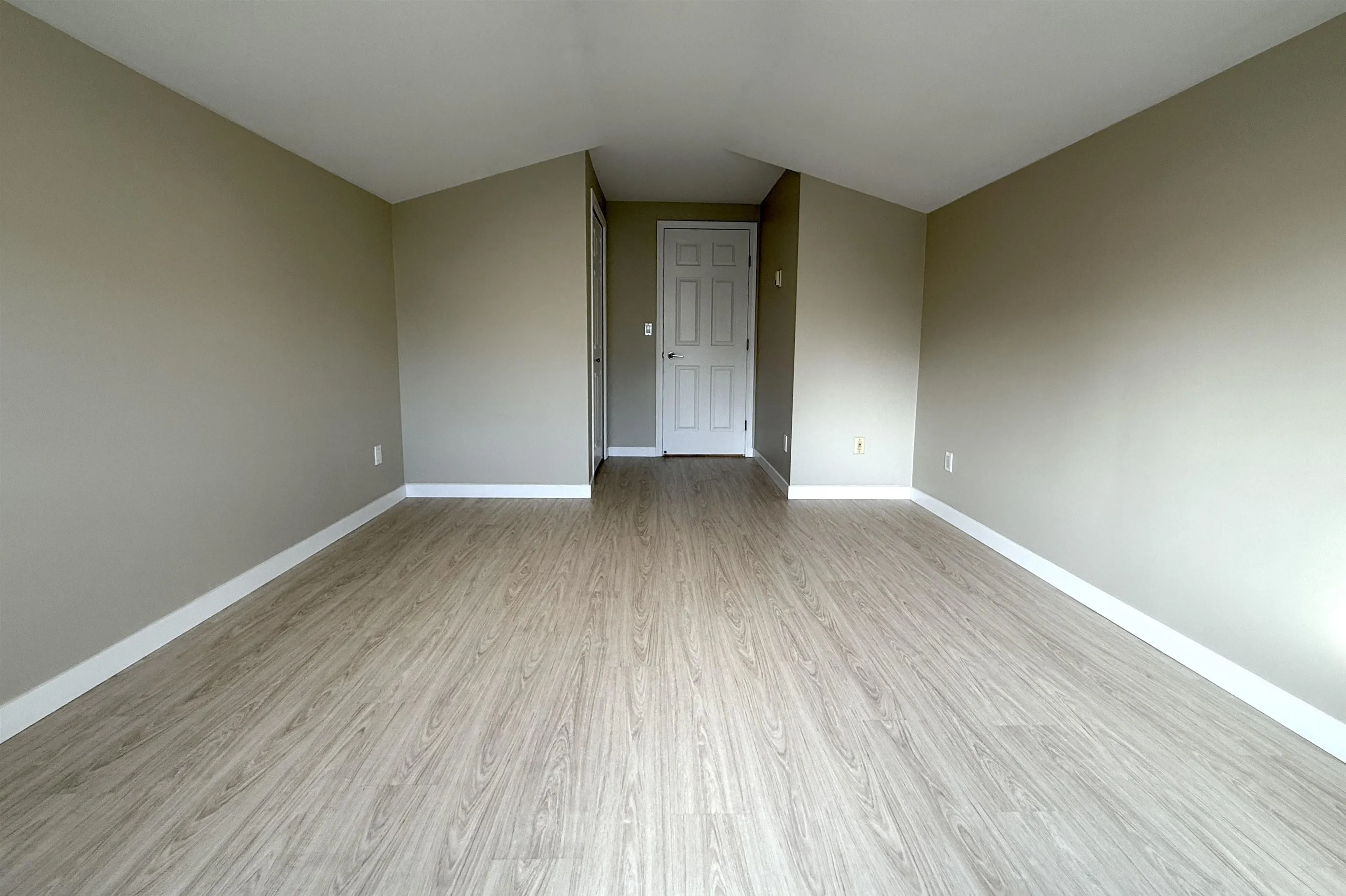 3 10000 Fisher Gate