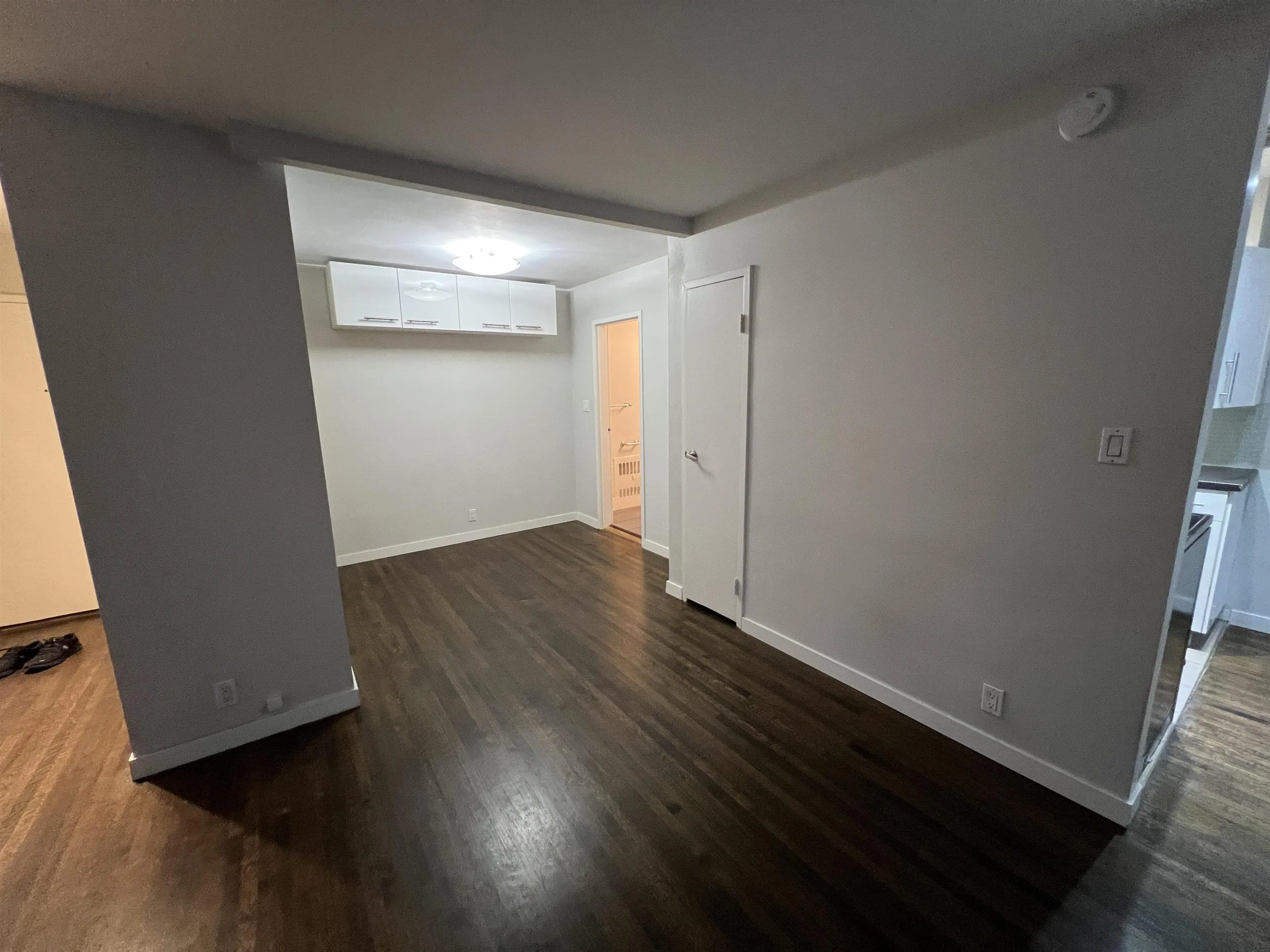 1057 Barclay Street