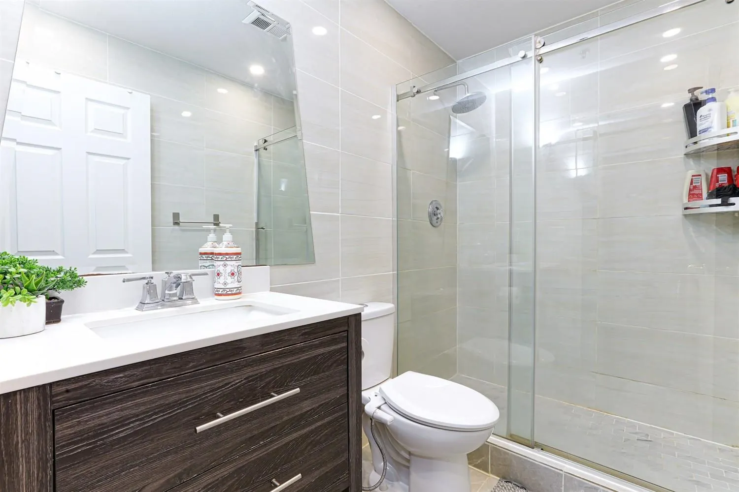 505 6737 Station Hill Court