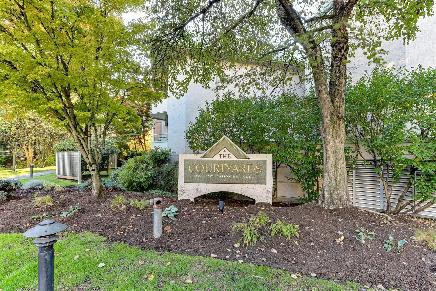 505 6737 Station Hill Court