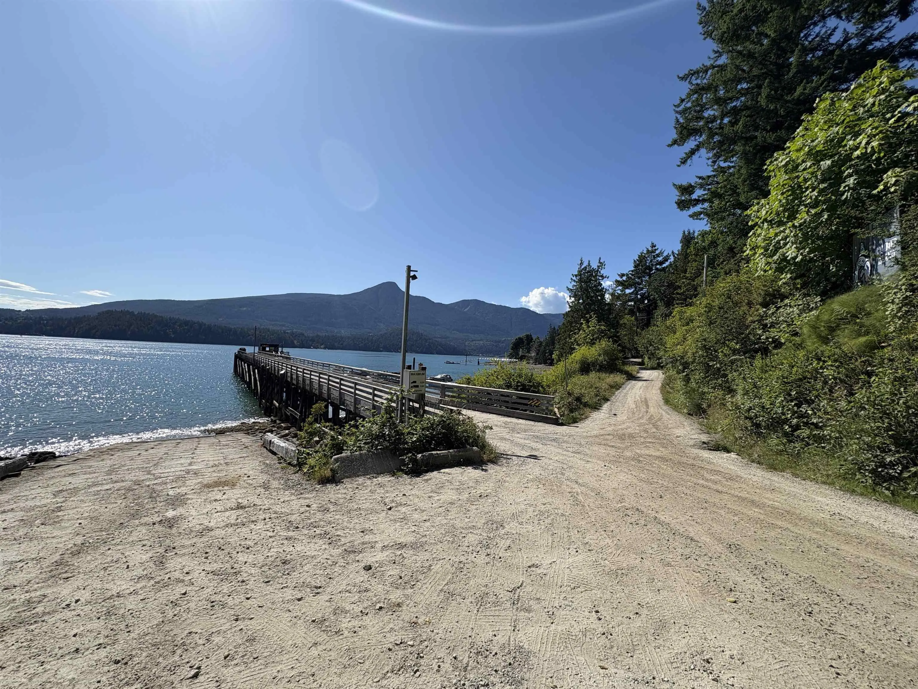 660 Andy's Bay Road