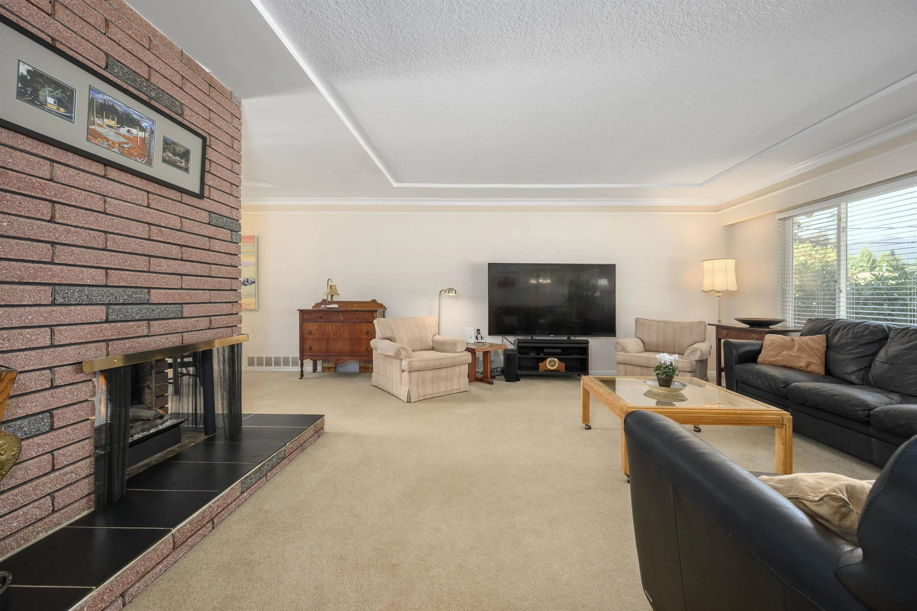545 W 22nd Street