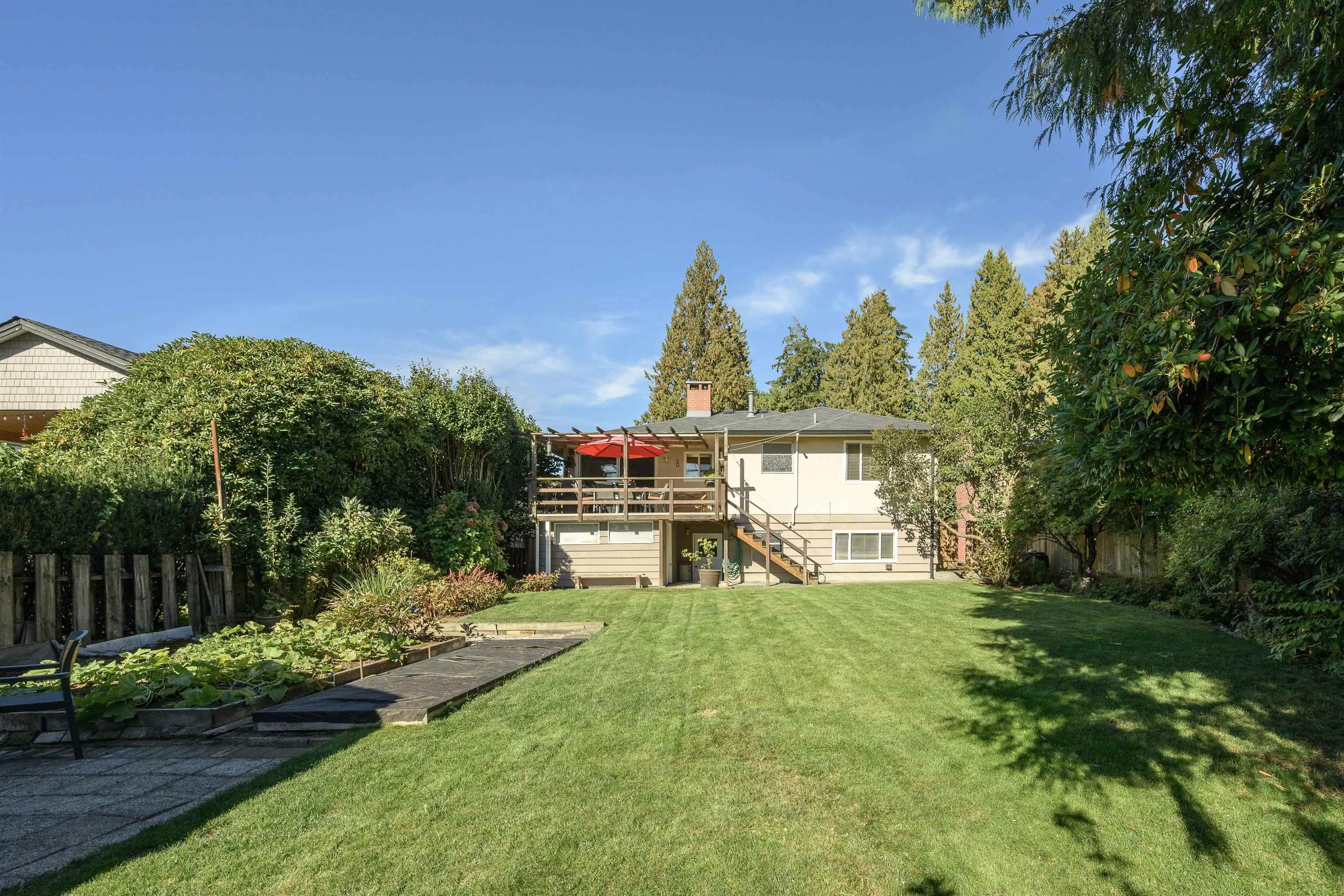 545 W 22nd Street