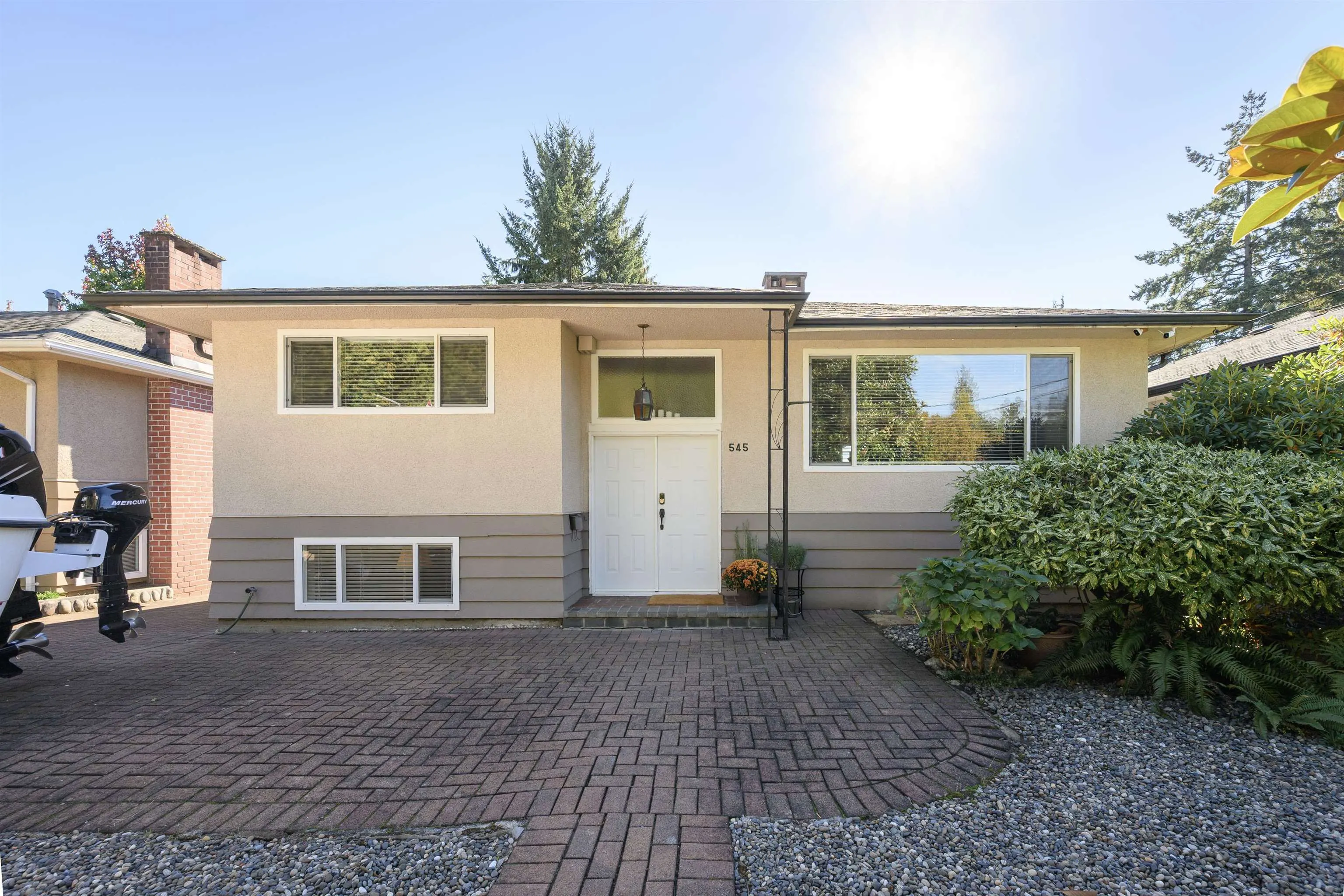 545 W 22nd Street