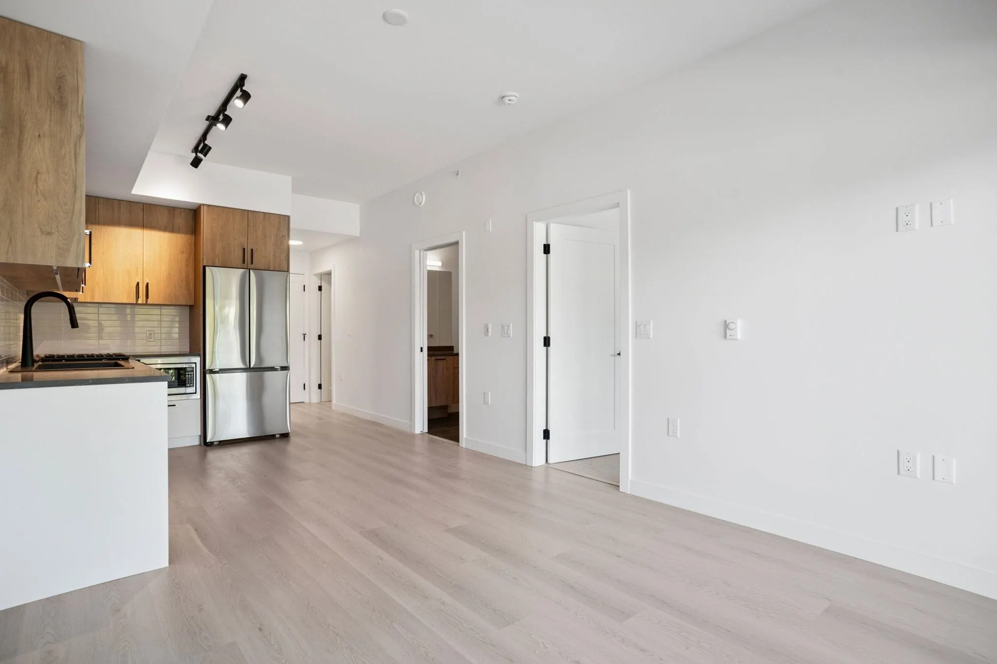 105 1100 Clarke Road