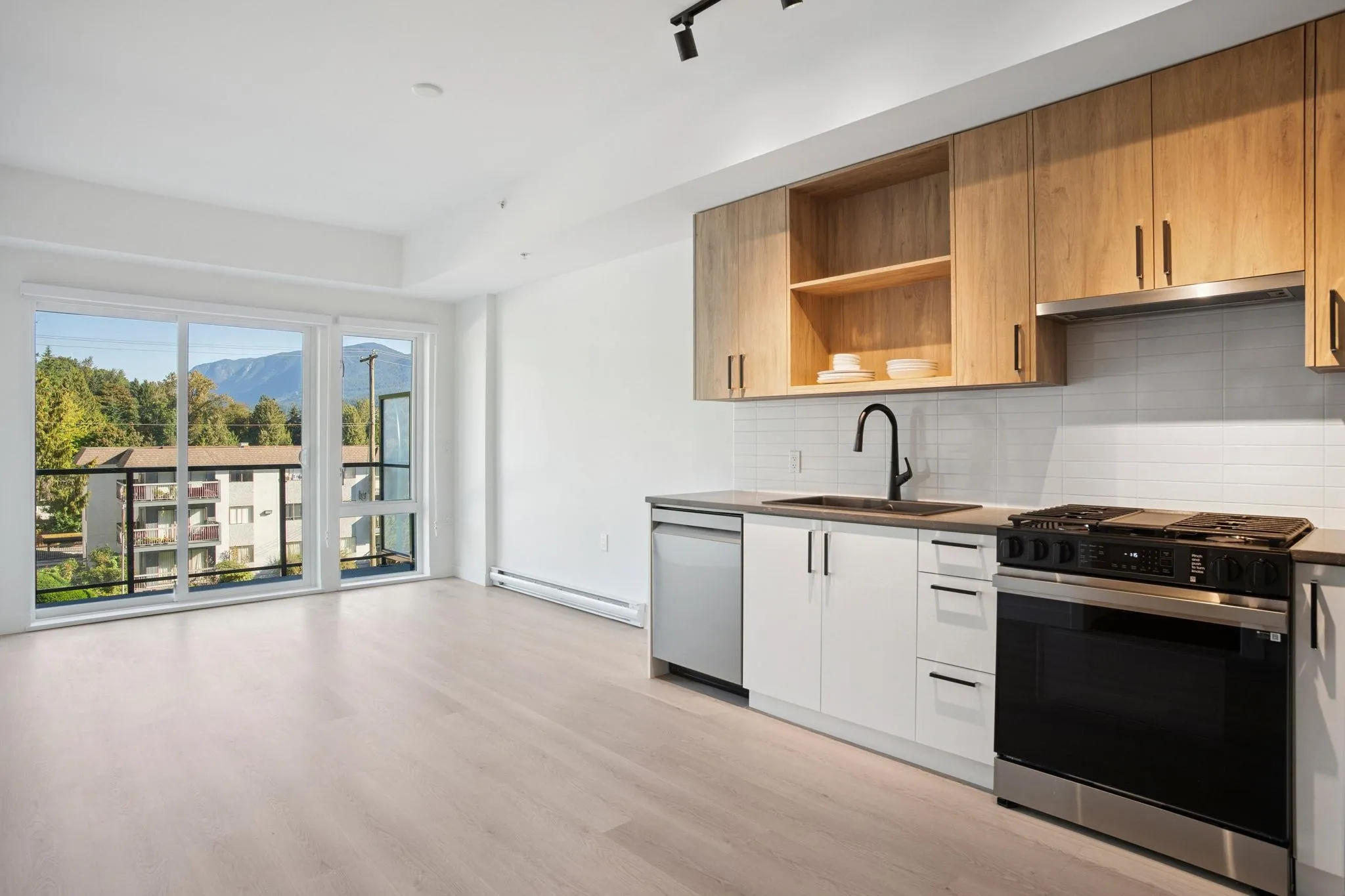 105 1100 Clarke Road