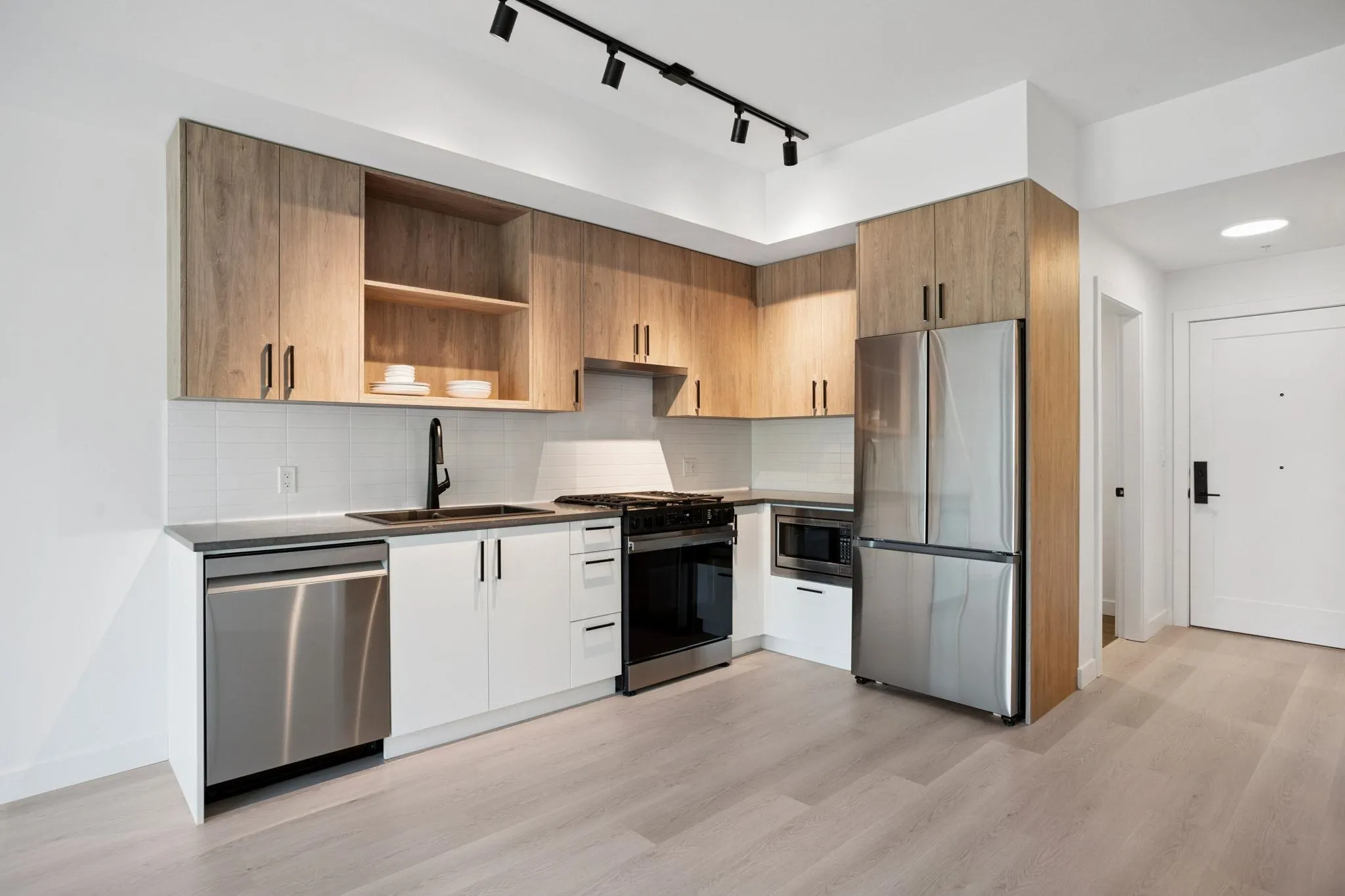 105 1100 Clarke Road