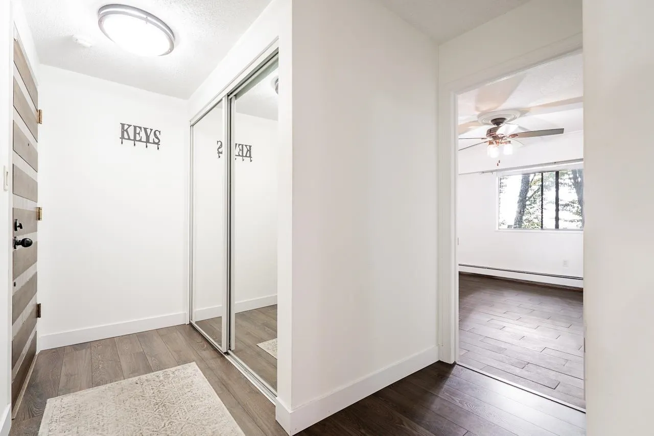 207 1025 Cornwall Street