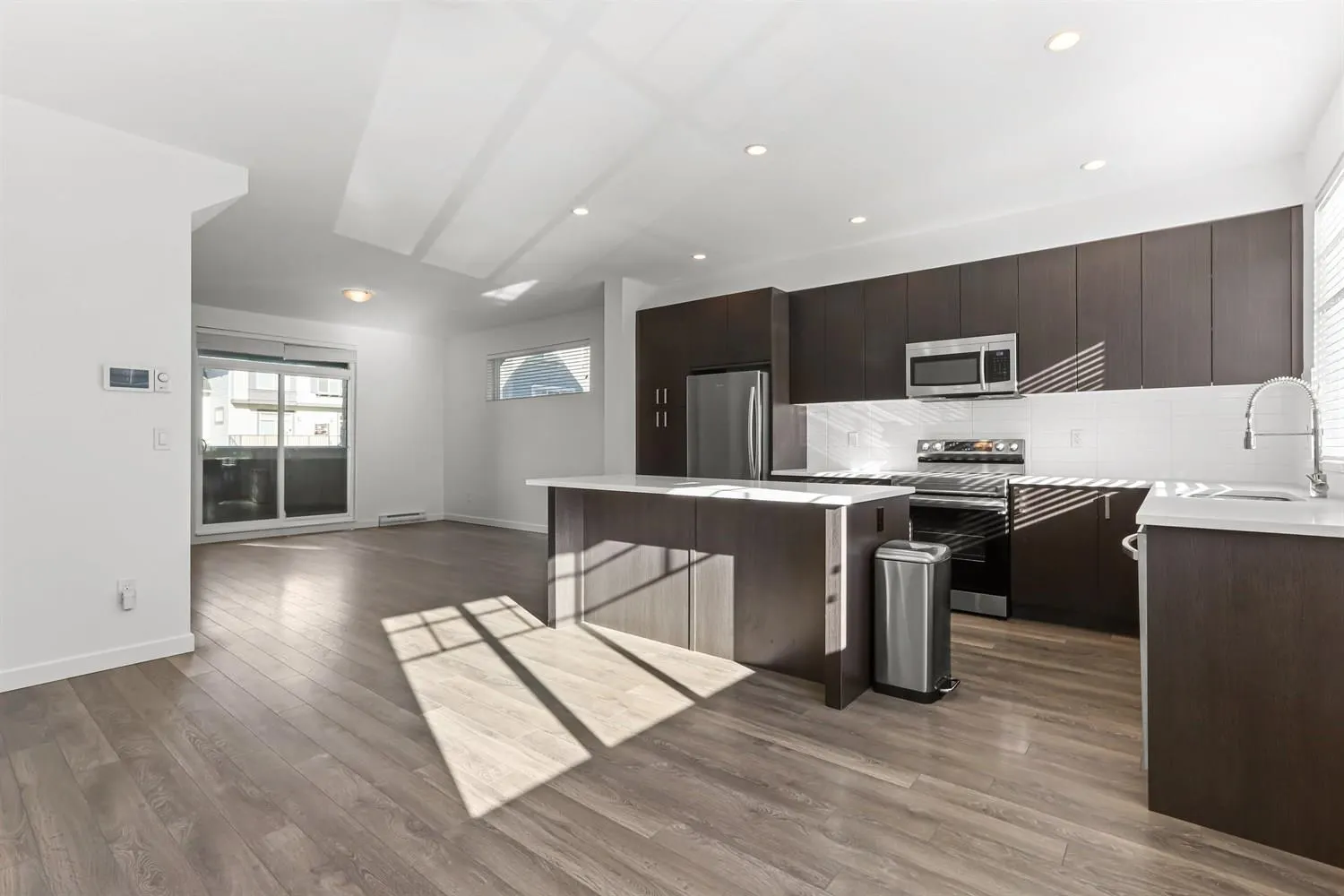 104 15850 85 Avenue