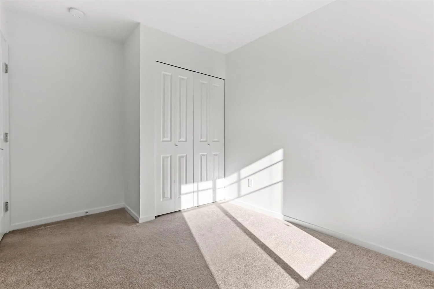 104 15850 85 Avenue
