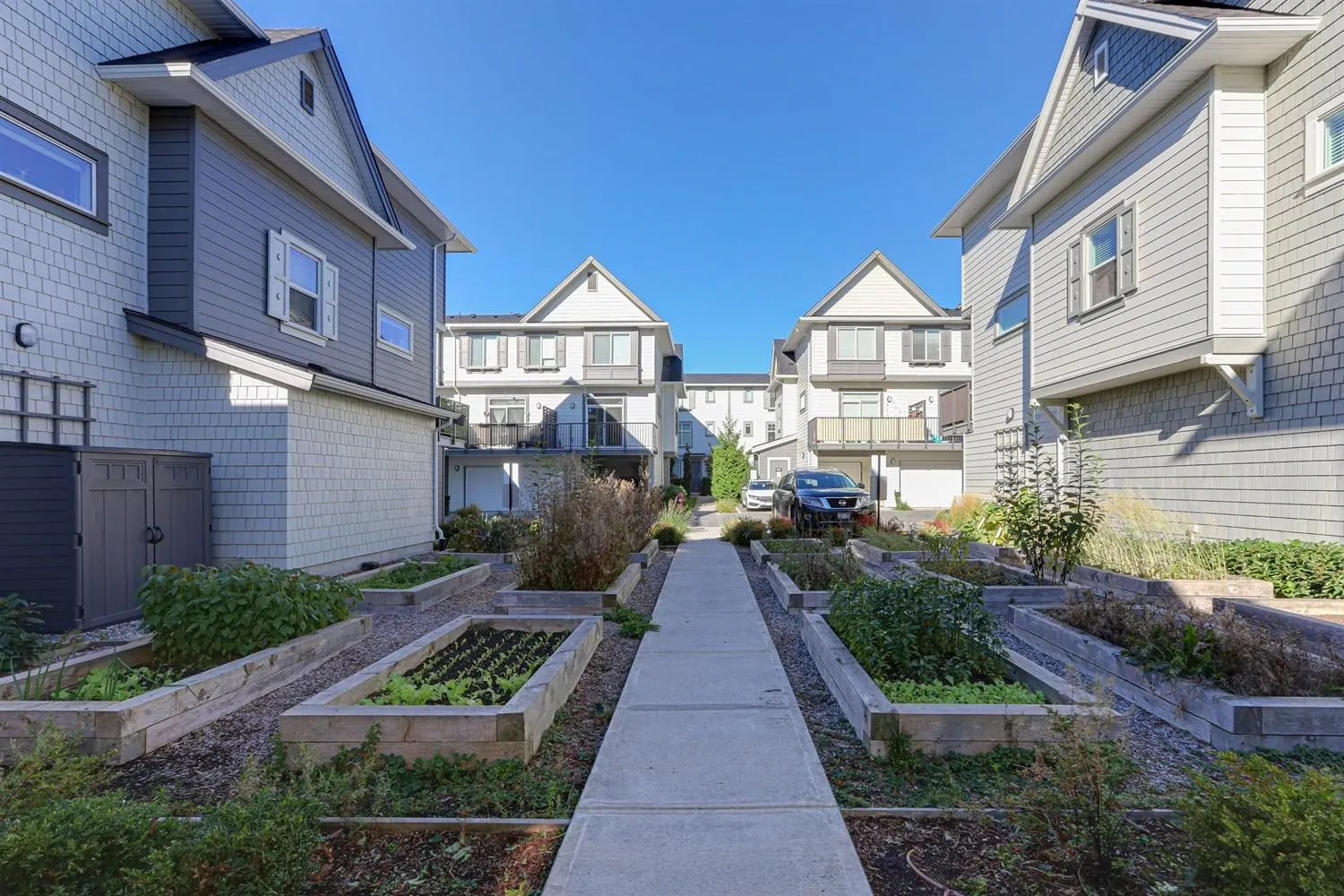 104 15850 85 Avenue